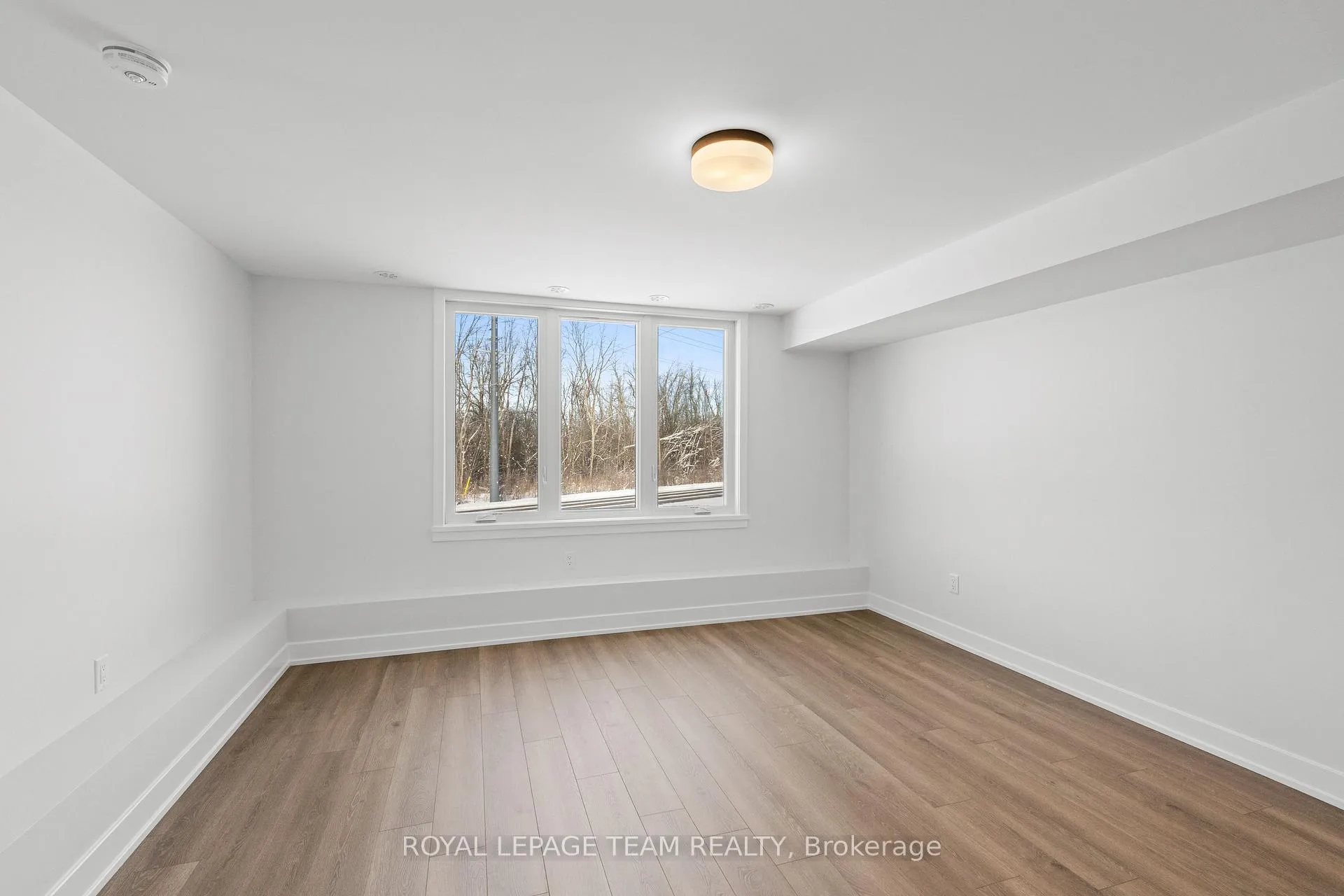 Photo 14 of Unit 2, 1108 Moore Street, Brockville — HOMEH