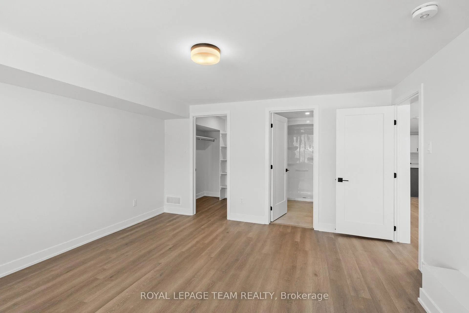 Photo 15 of Unit 2, 1108 Moore Street, Brockville — HOMEH