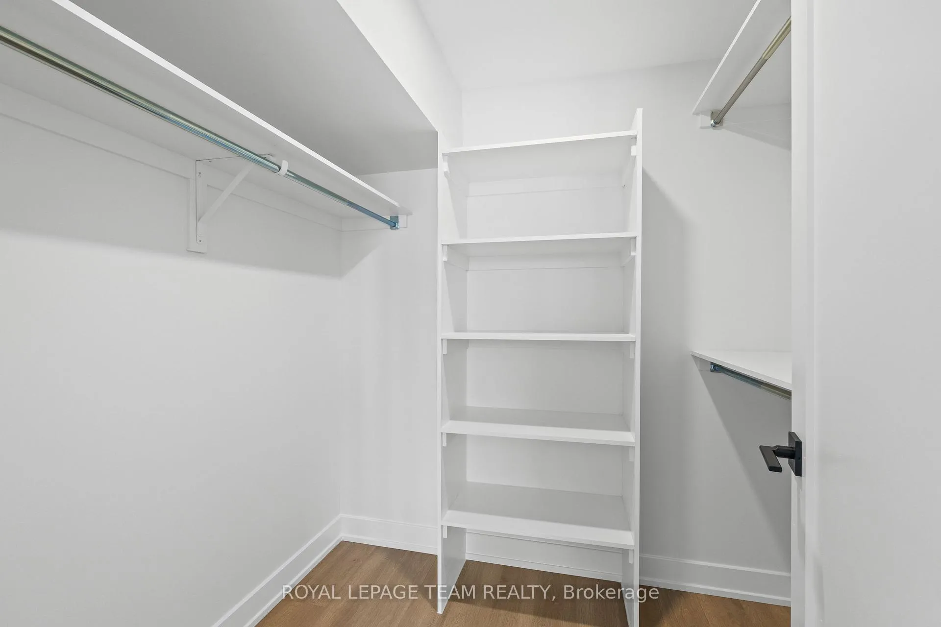 Photo 18 of Unit 2, 1108 Moore Street, Brockville — HOMEH