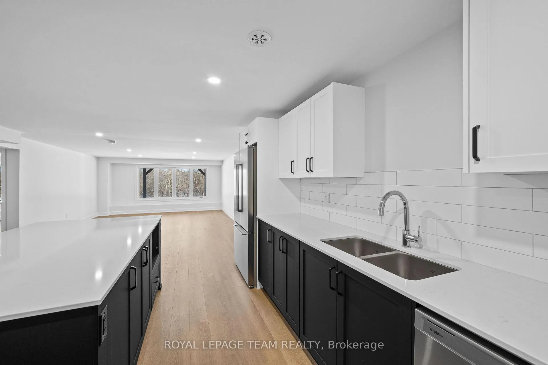 Photo 9 of Unit 2, 1116 Moore Street, Brockville — HOMEH