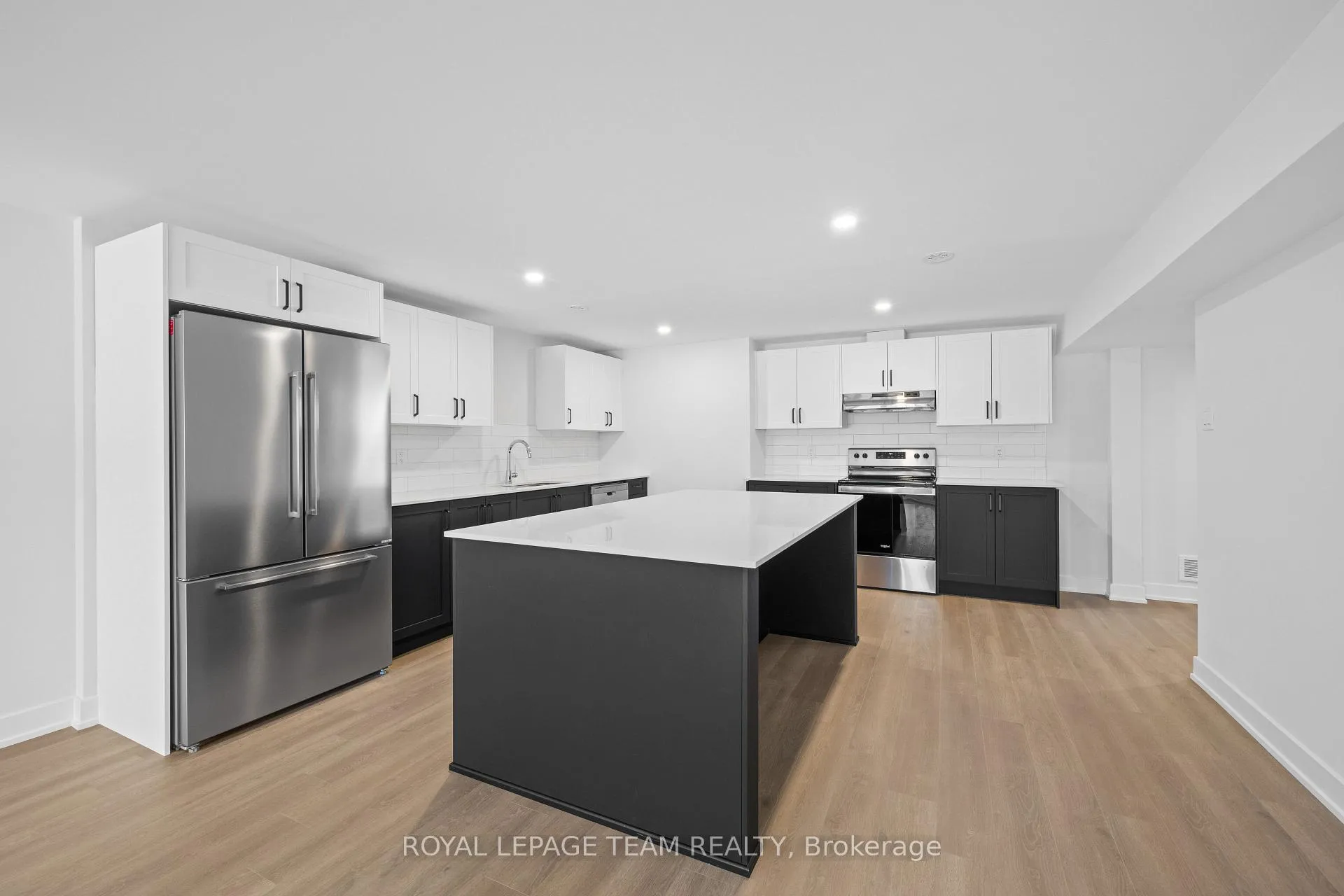 Photo 13 of Unit 2, 1116 Moore Street, Brockville — HOMEH