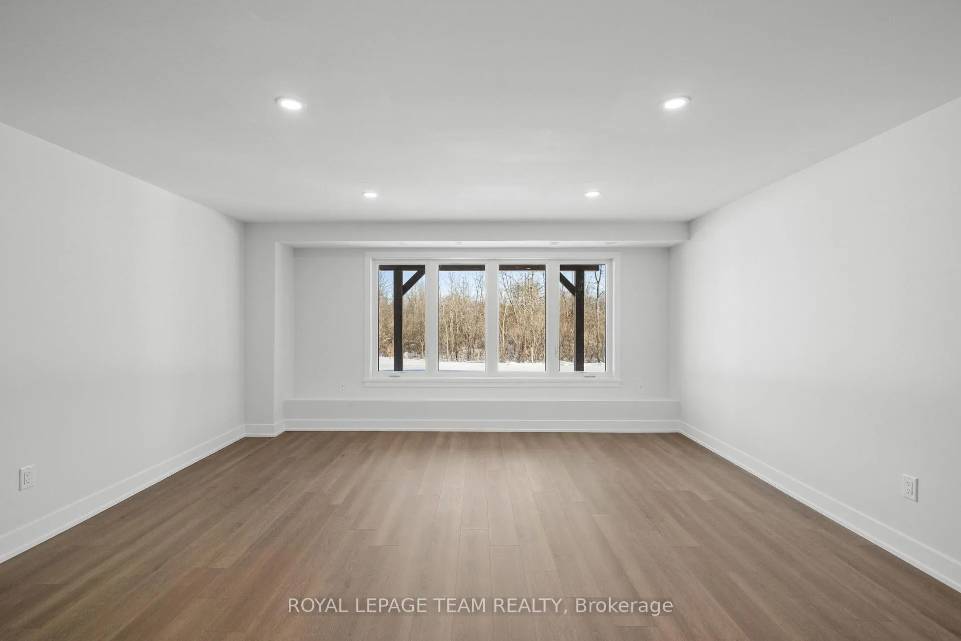Photo 15 of Unit 2, 1116 Moore Street, Brockville — HOMEH