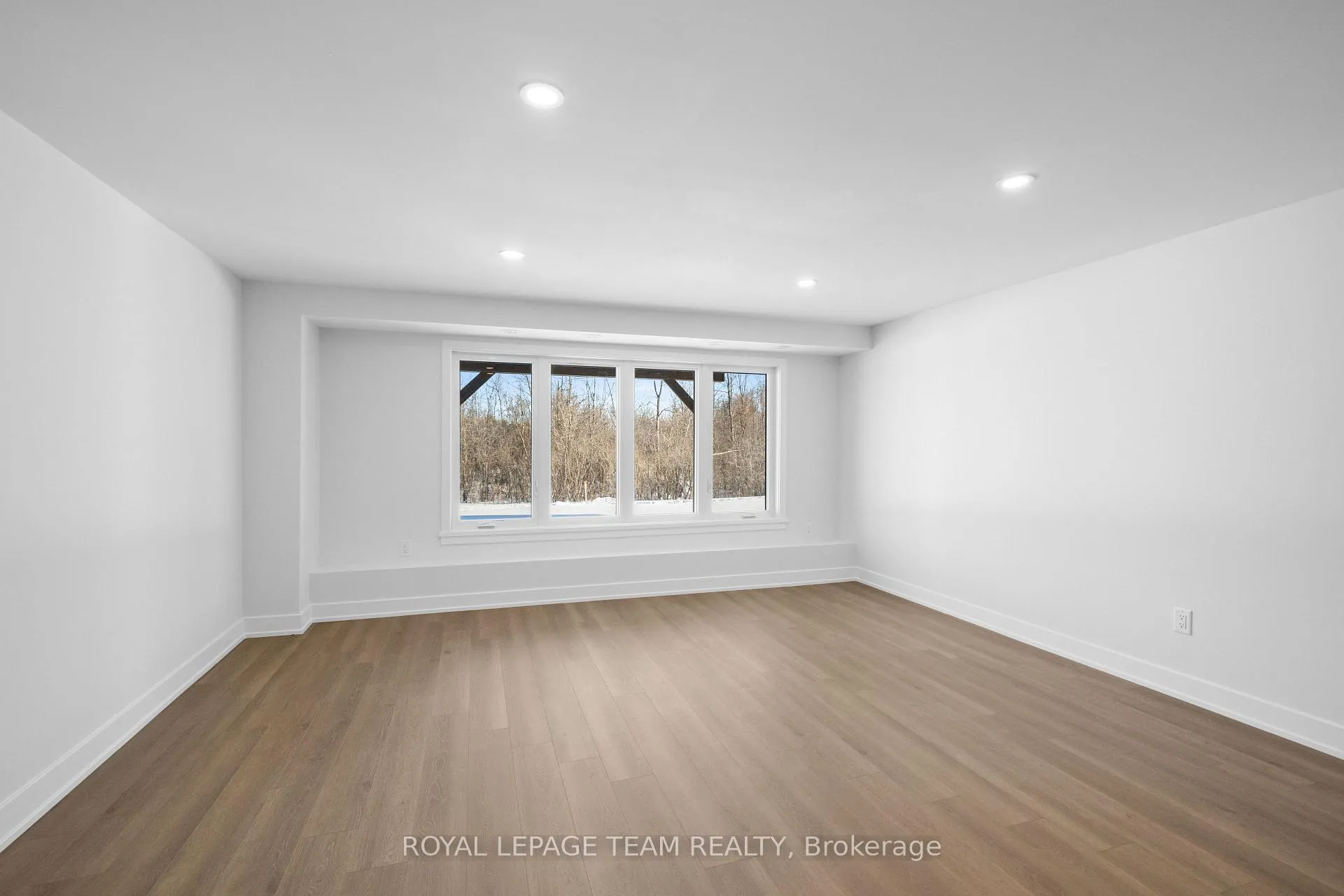 Photo 17 of Unit 2, 1116 Moore Street, Brockville — HOMEH