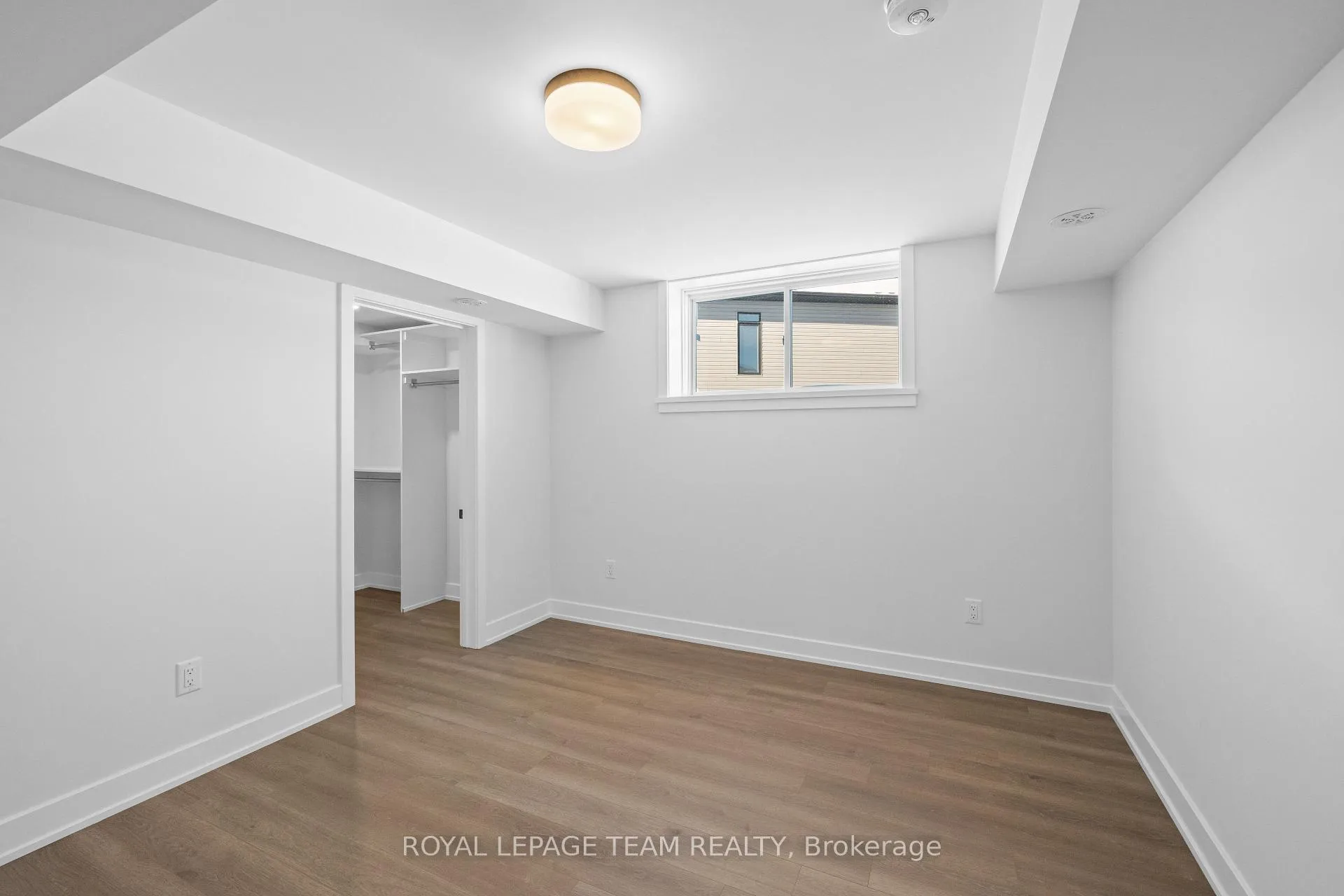 Photo 20 of Unit 2, 1116 Moore Street, Brockville — HOMEH