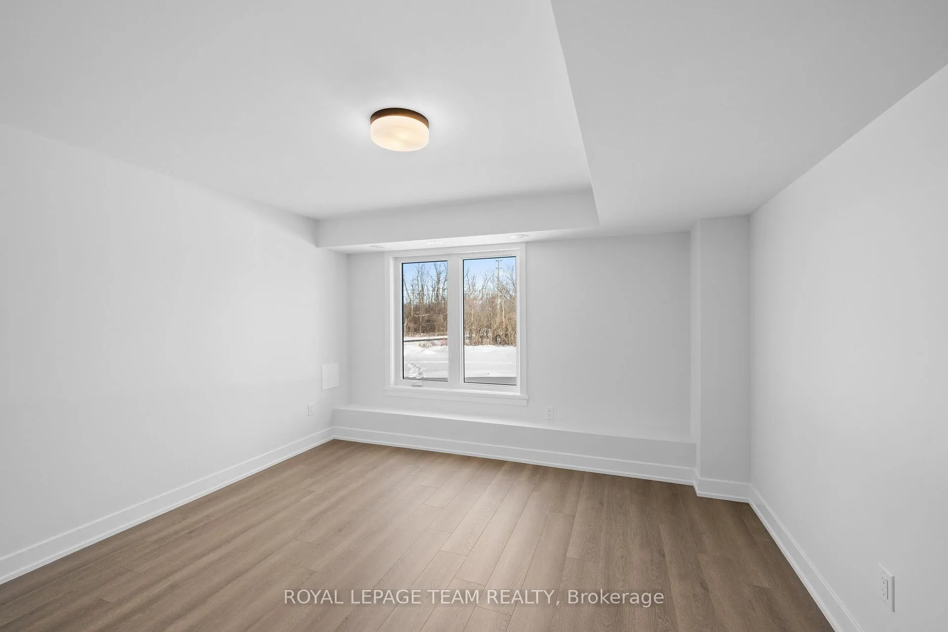 Photo 23 of Unit 2, 1116 Moore Street, Brockville — HOMEH