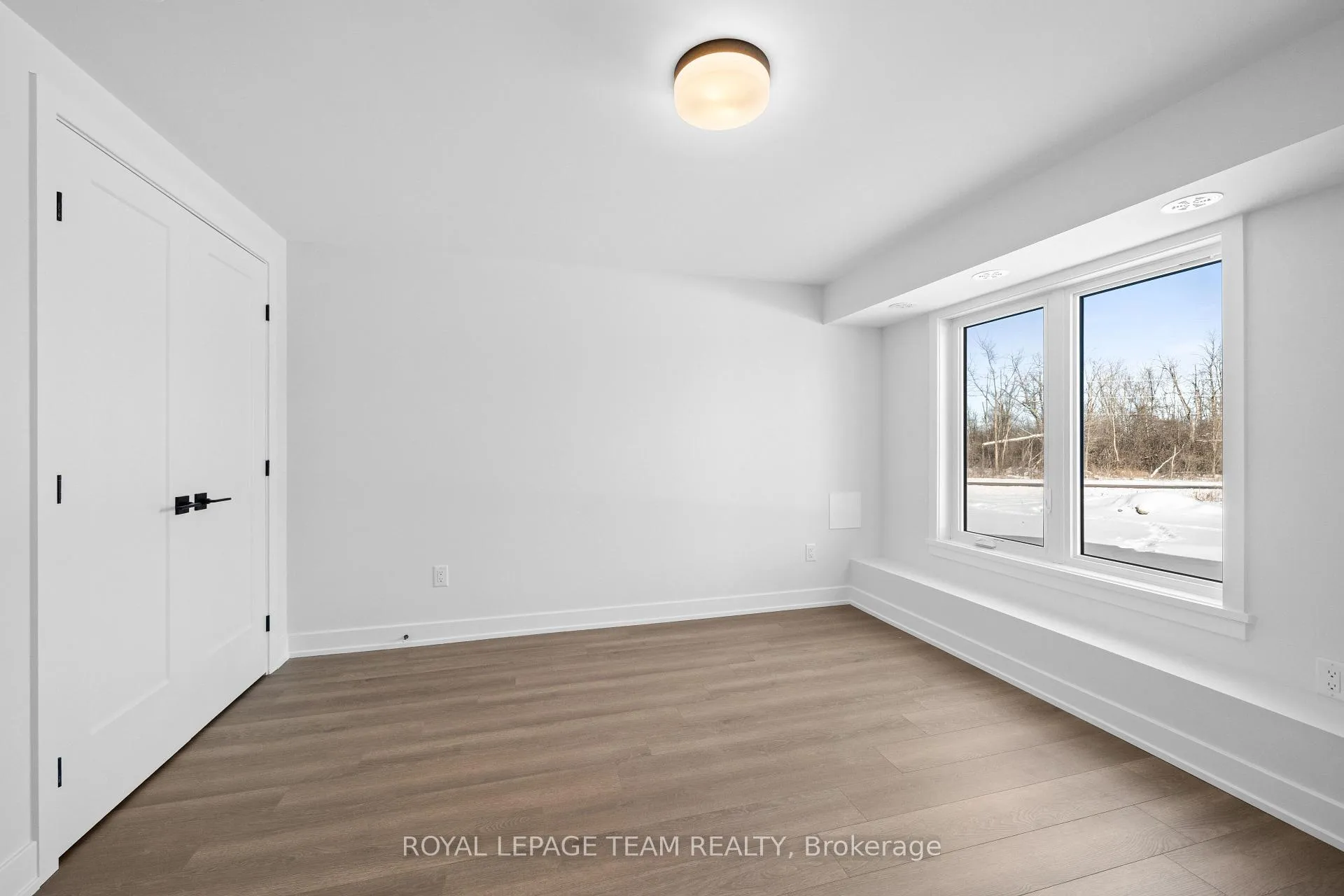 Photo 24 of Unit 2, 1116 Moore Street, Brockville — HOMEH
