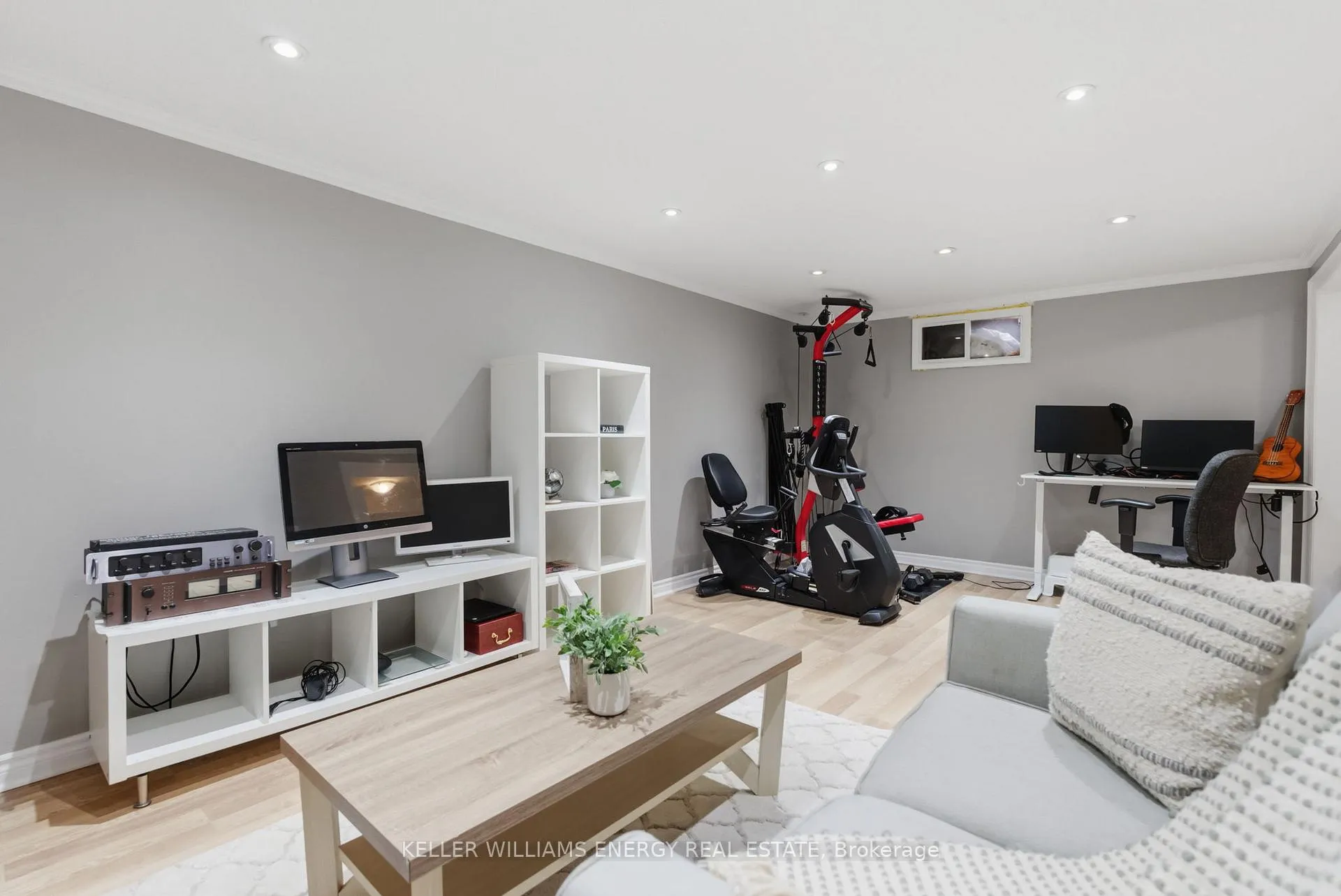 Photo 18 of Unit 12, 33 Taunton Road E, Oshawa, Centennial — HOMEH