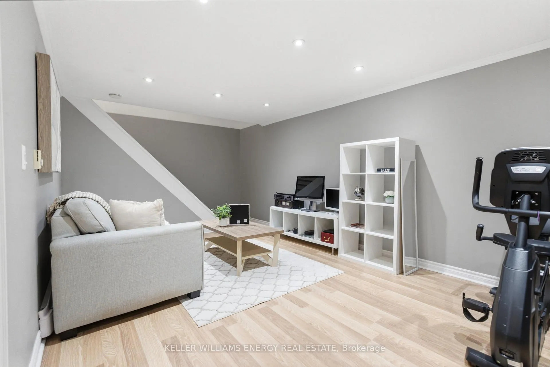 Photo 20 of Unit 12, 33 Taunton Road E, Oshawa, Centennial — HOMEH