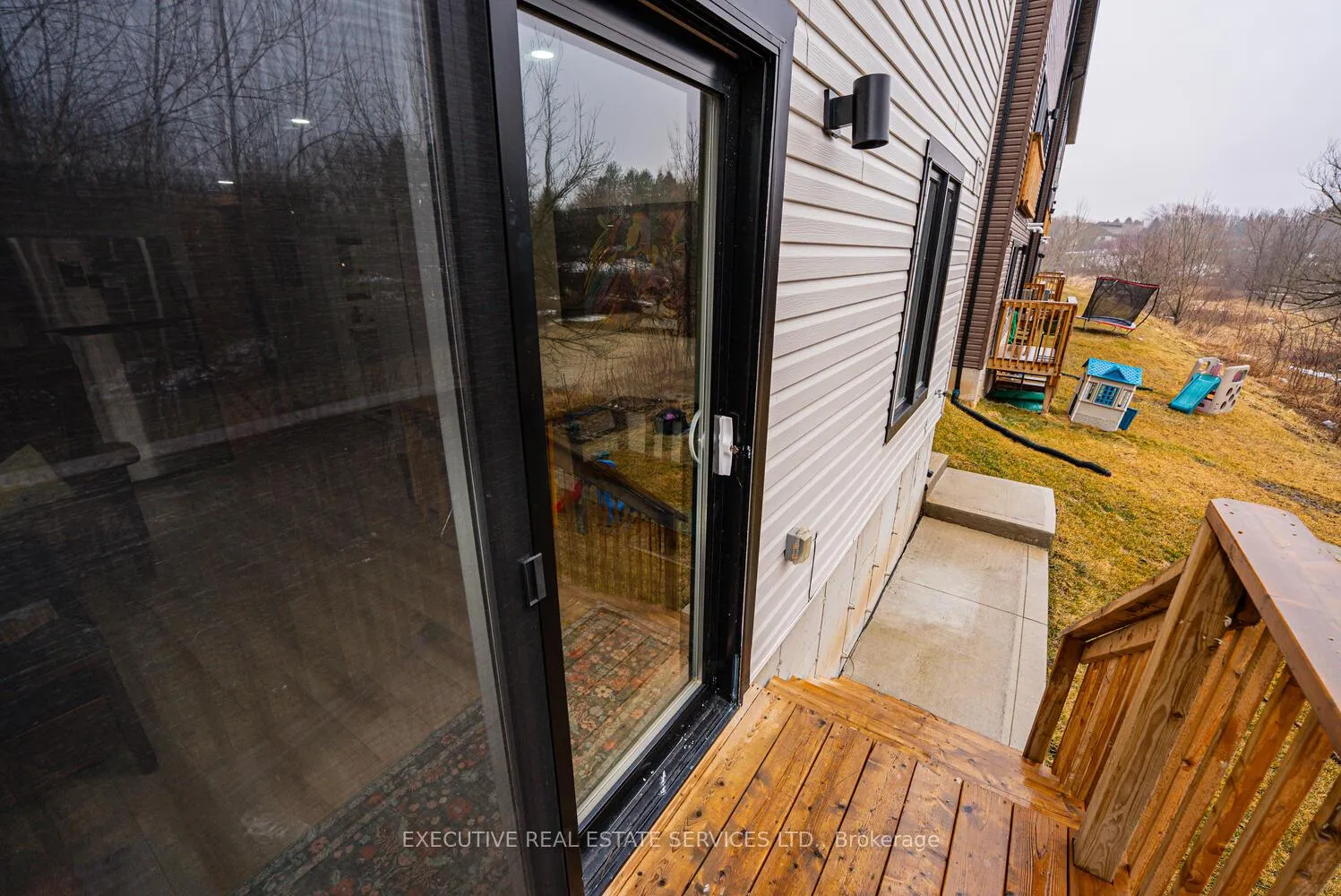 Photo 6 of Unit 10-Bsmt, 20 Trailside Drive, Haldimand — HOMEH