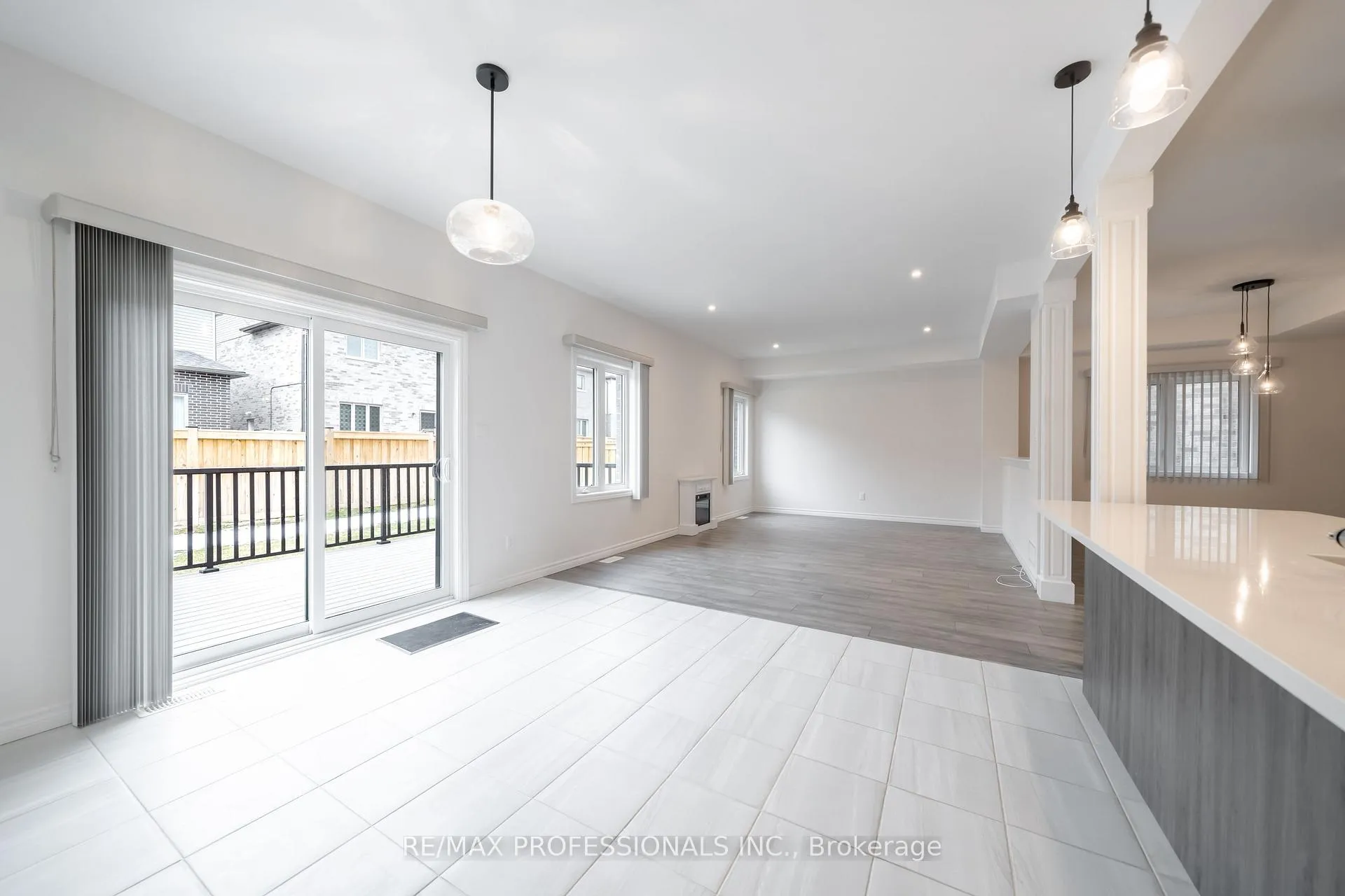 Photo 14 of 22 Thomas Bird Street, Clarington, Bowmanville — HOMEH