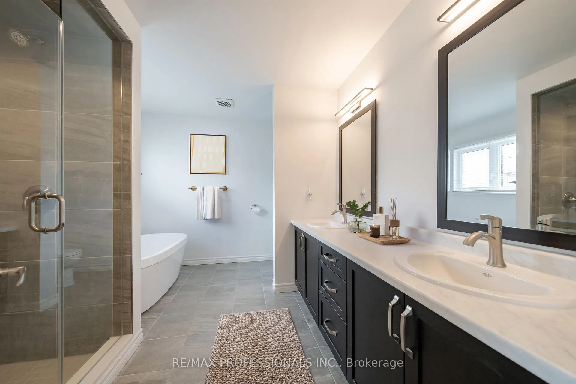 Photo 28 of 22 Thomas Bird Street, Clarington, Bowmanville — HOMEH