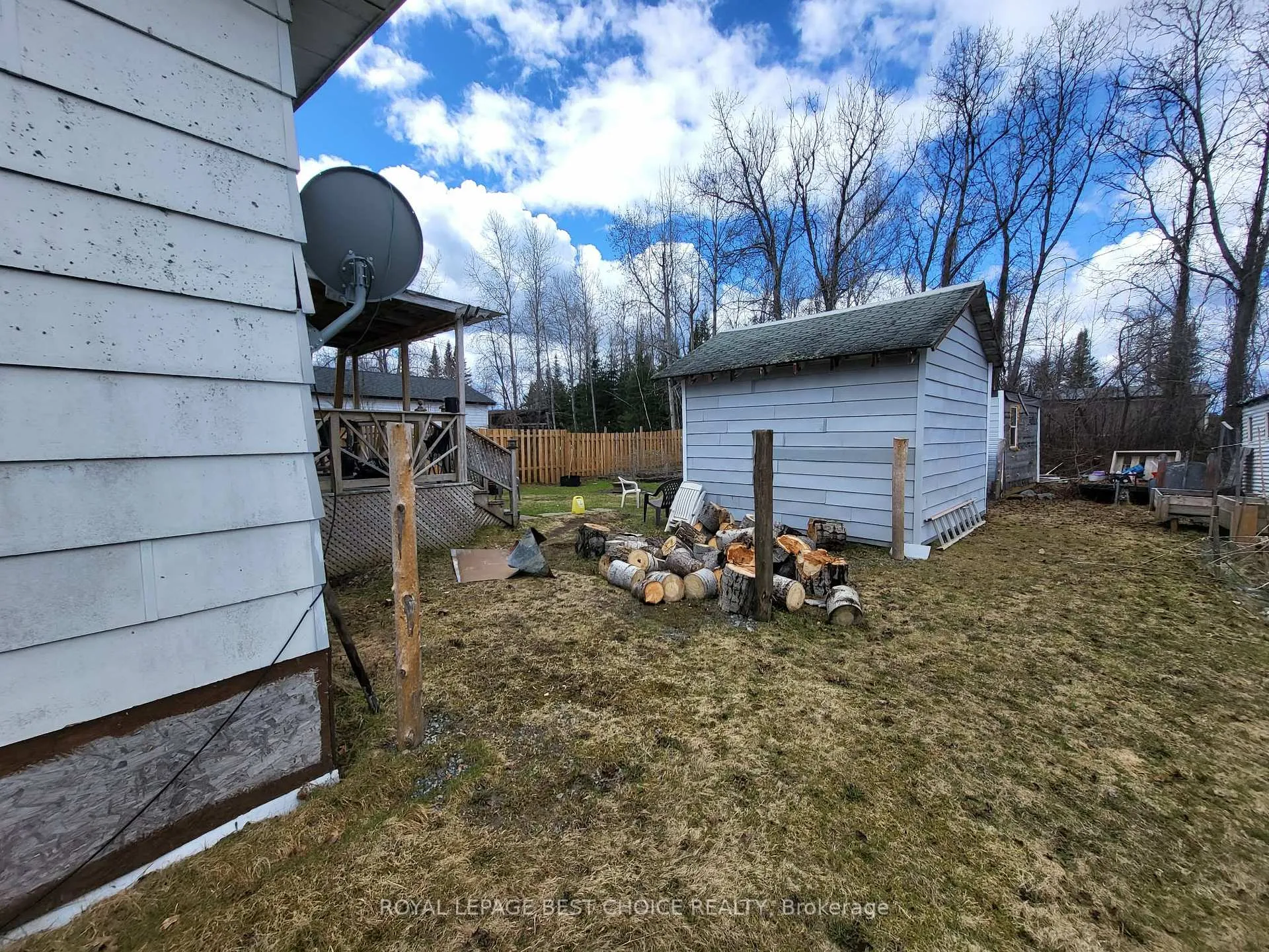 Photo 25 of 208 Goward Avenue, Temagami — HOMEH