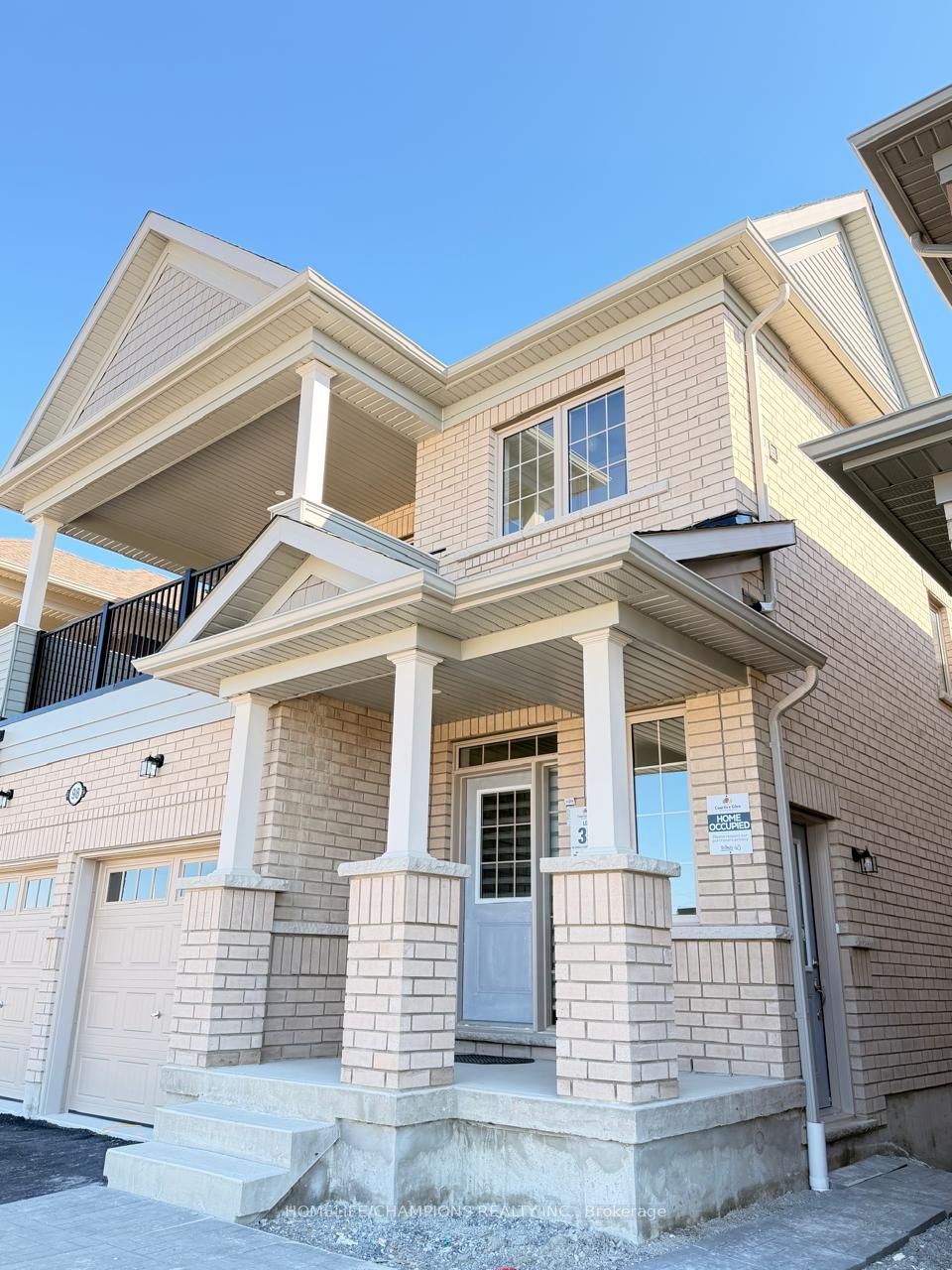 Photo 3 of 98 Donald Cameron Crescent, Clarington, Courtice — HOMEH