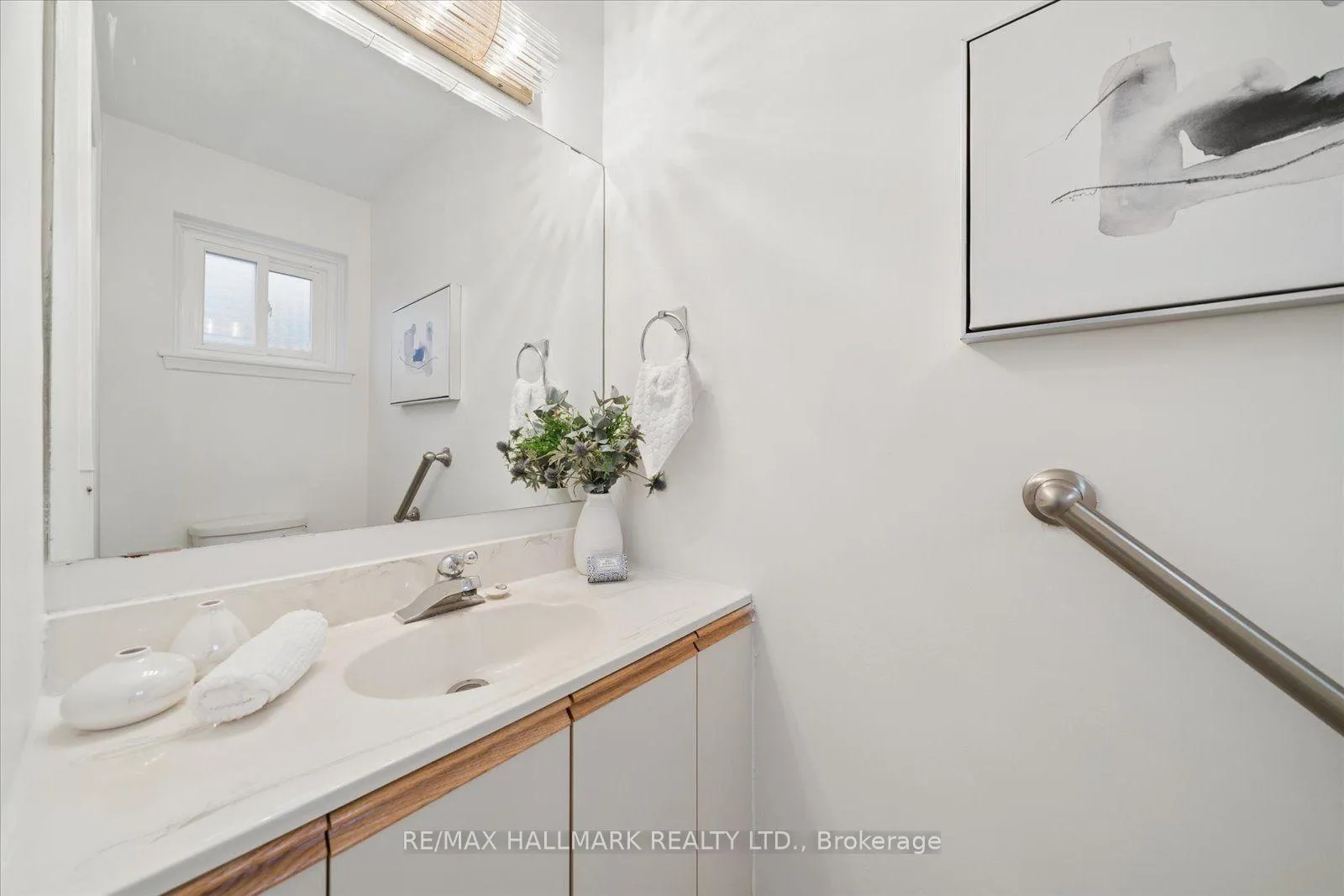 Photo 20 of 2 Valleycrest Avenue, Markham, Bullock — HOMEH