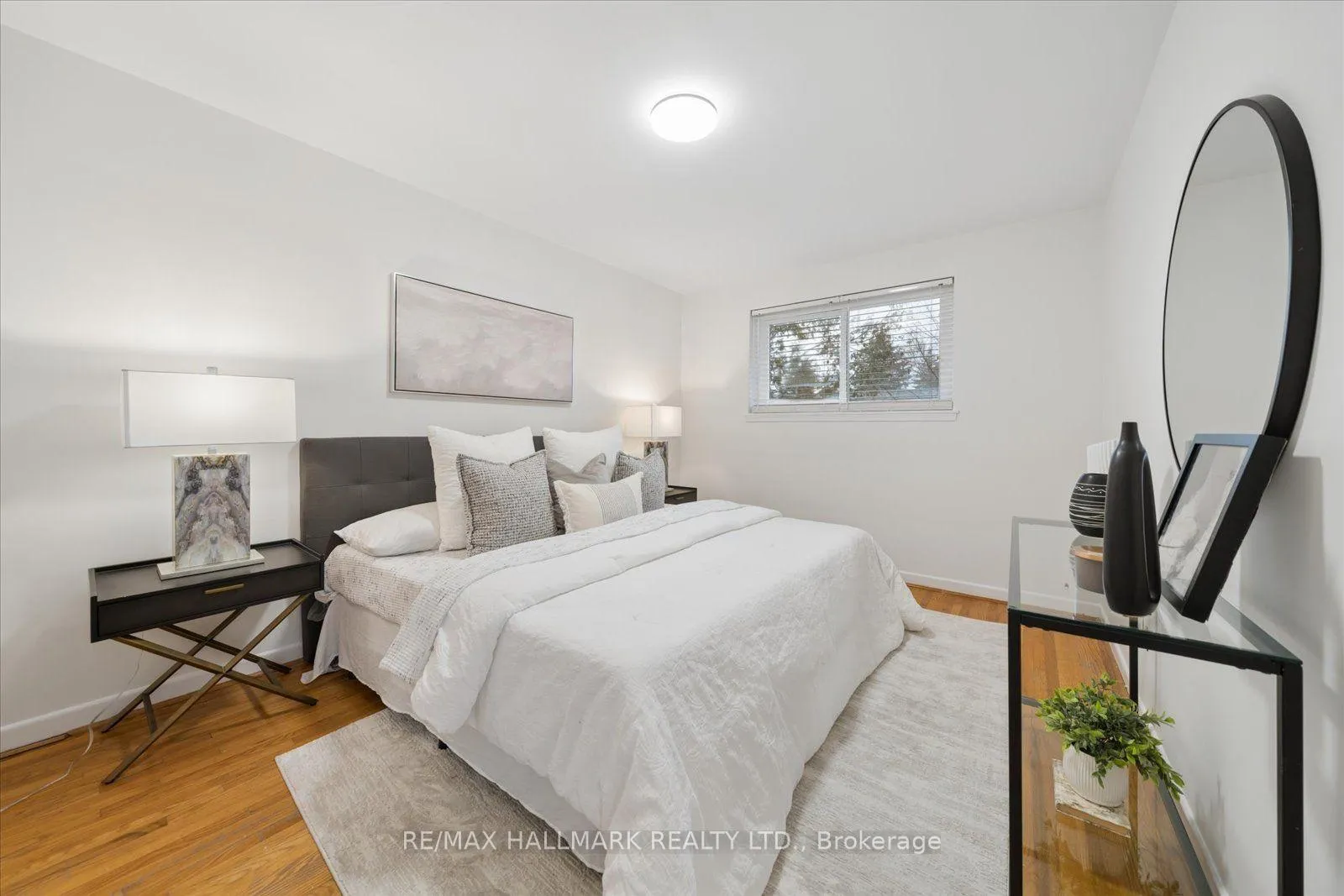 Photo 30 of 2 Valleycrest Avenue, Markham, Bullock — HOMEH