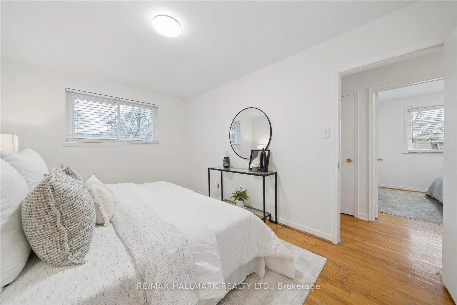 Photo 31 of 2 Valleycrest Avenue, Markham, Bullock — HOMEH