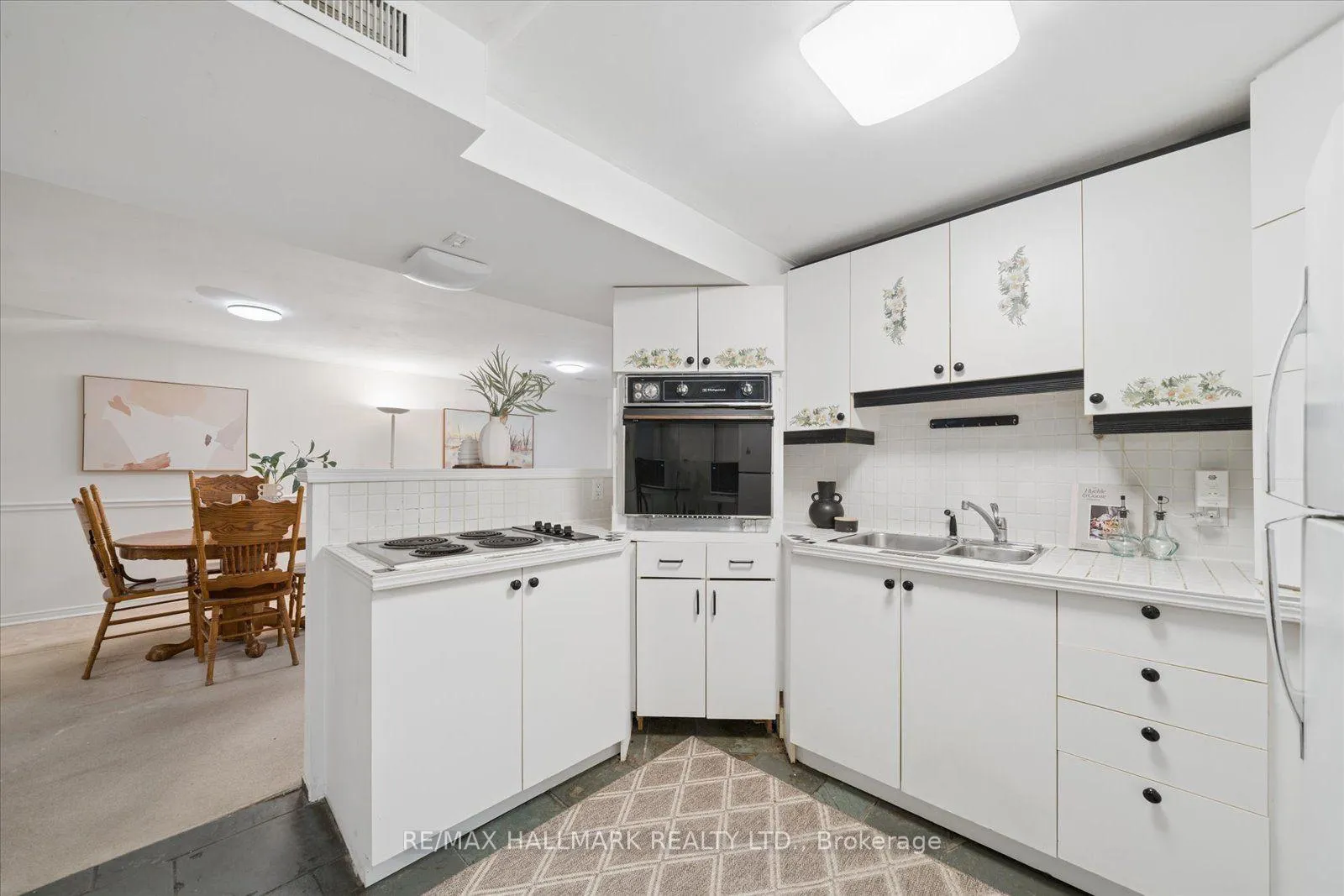 Photo 42 of 2 Valleycrest Avenue, Markham, Bullock — HOMEH