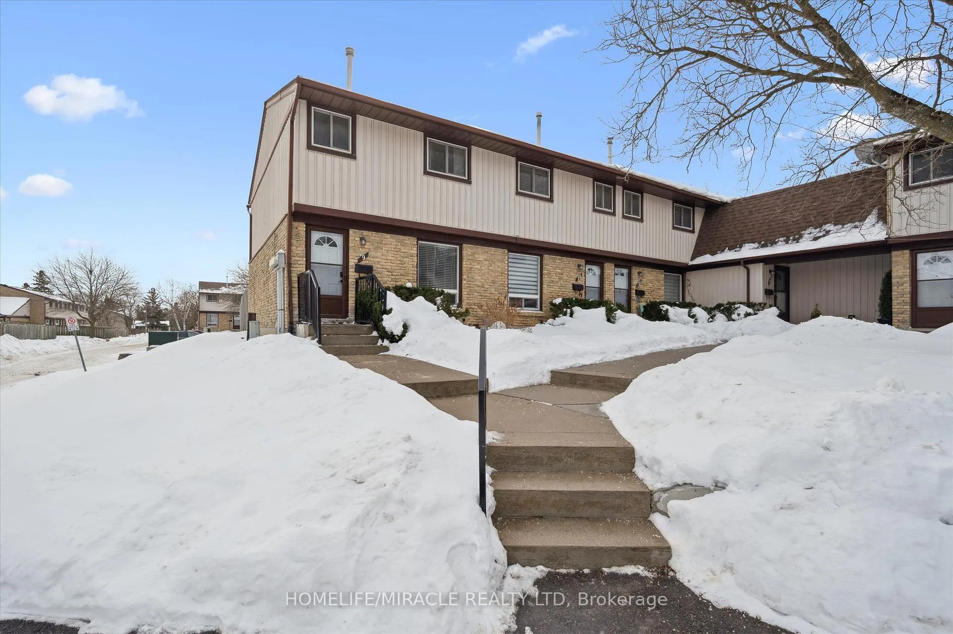 Photo 2 of Unit 9, 210 Glamis Road, Cambridge — HOMEH