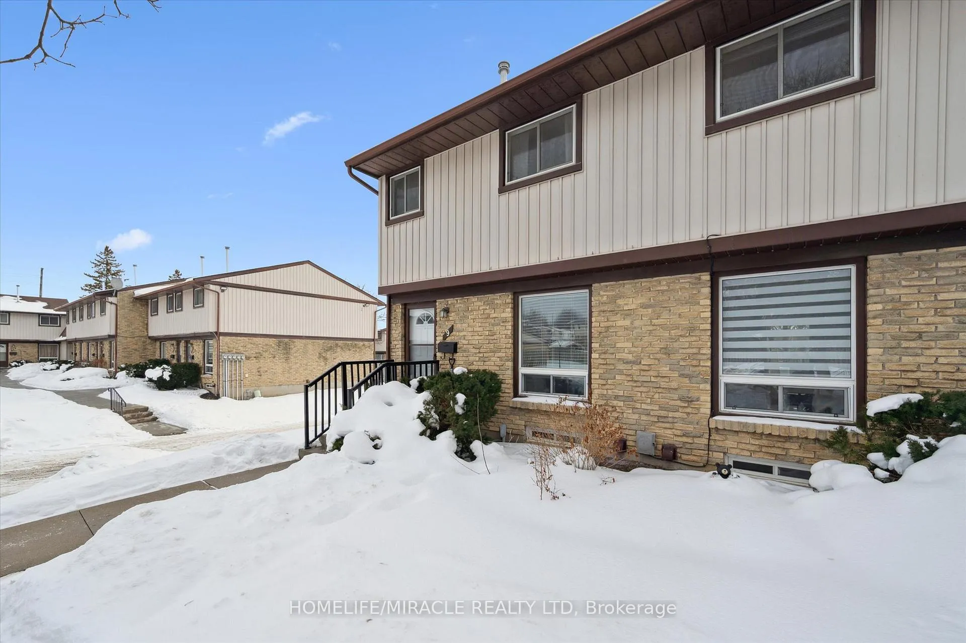 Photo 3 of Unit 9, 210 Glamis Road, Cambridge — HOMEH