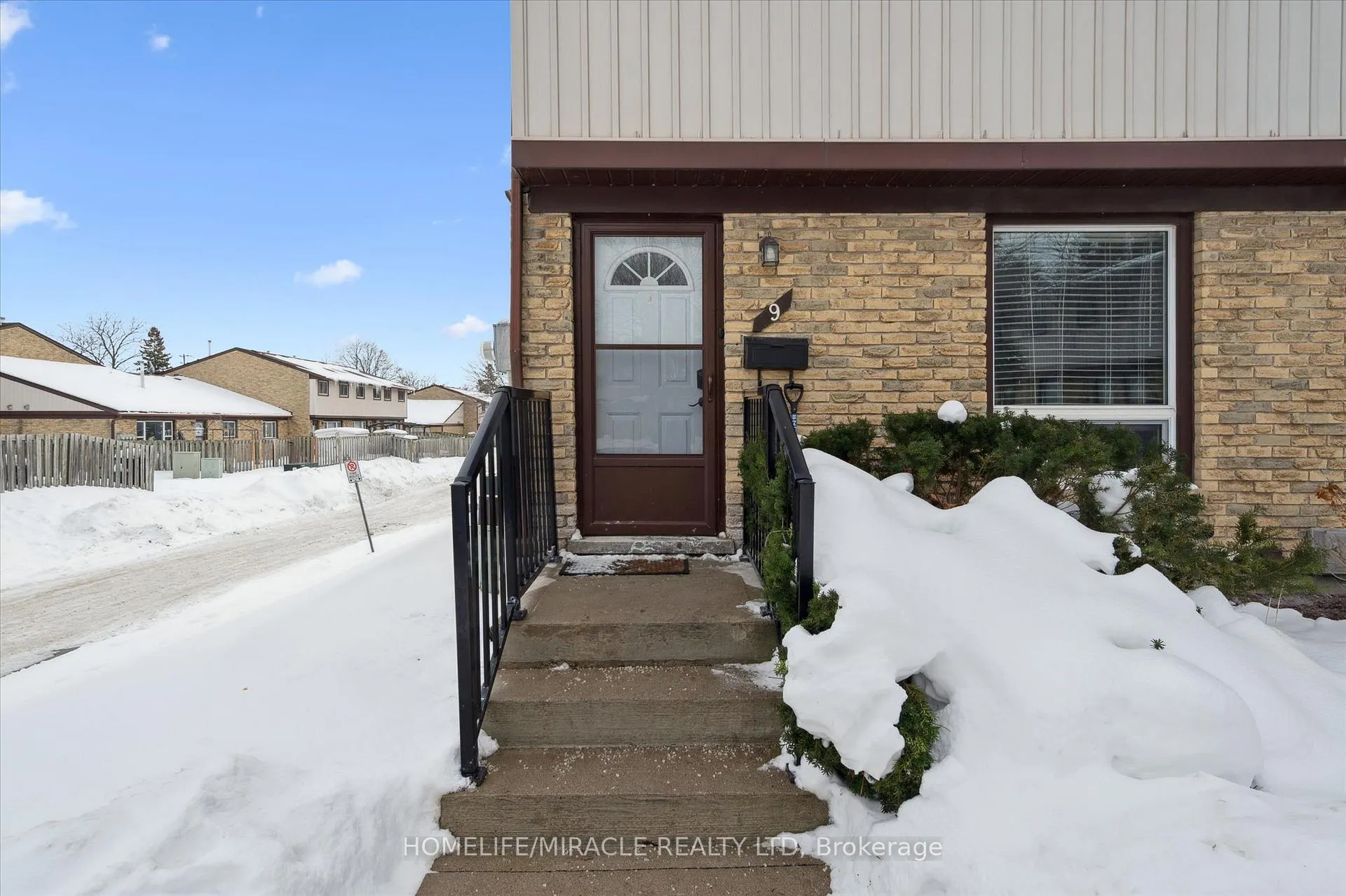 Photo 4 of Unit 9, 210 Glamis Road, Cambridge — HOMEH