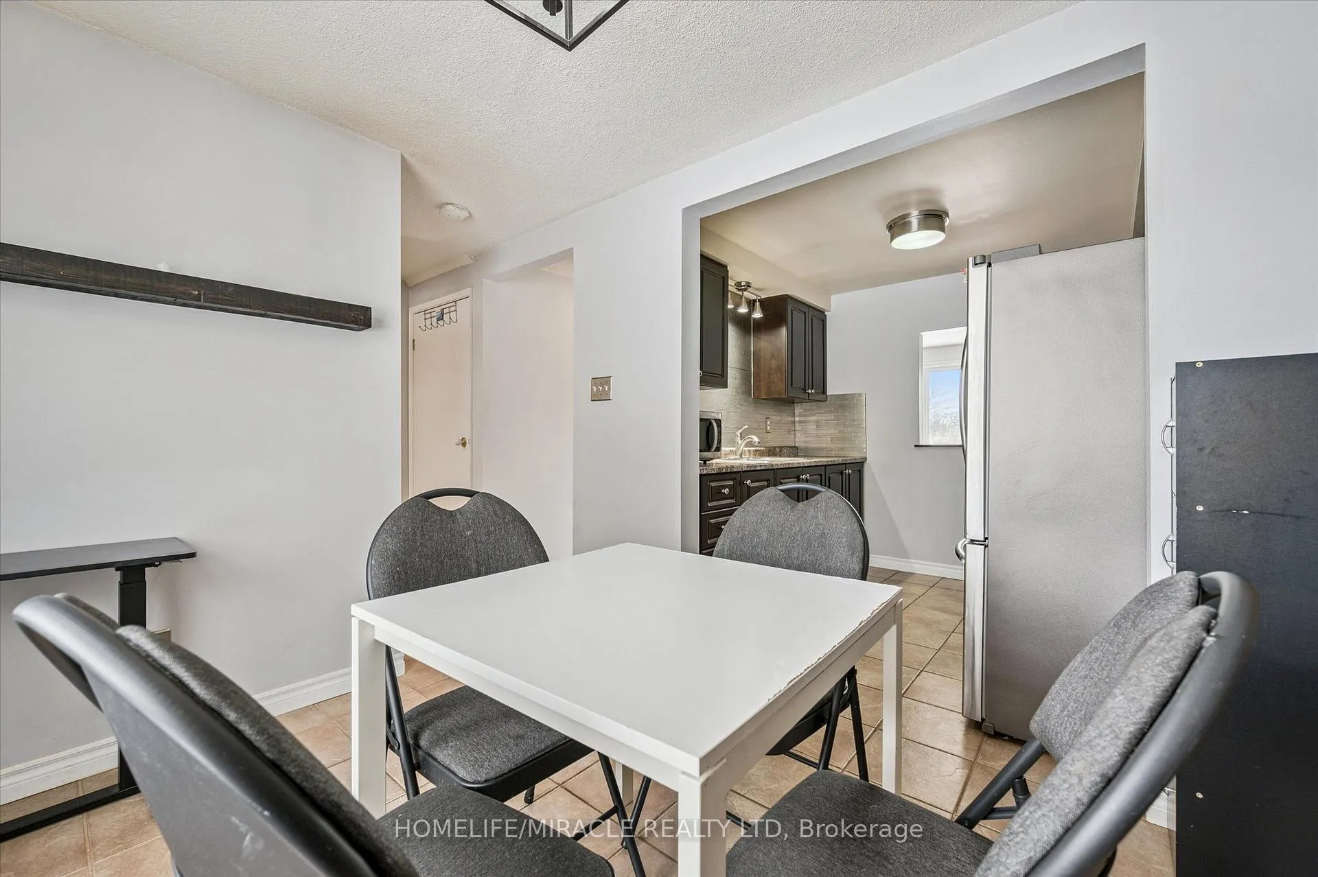 Photo 10 of Unit 9, 210 Glamis Road, Cambridge — HOMEH