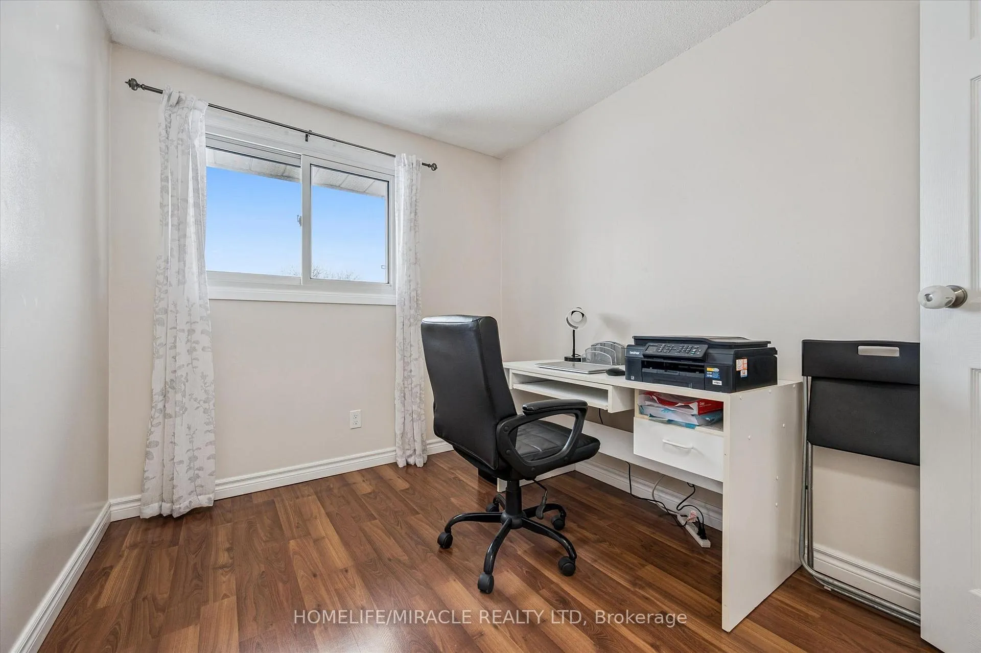 Photo 28 of Unit 9, 210 Glamis Road, Cambridge — HOMEH