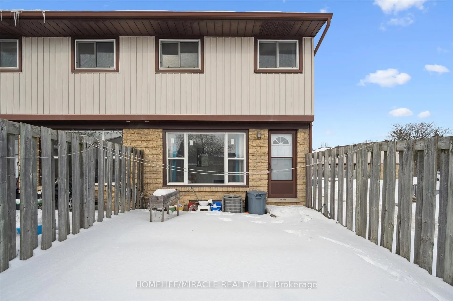 Photo 37 of Unit 9, 210 Glamis Road, Cambridge — HOMEH