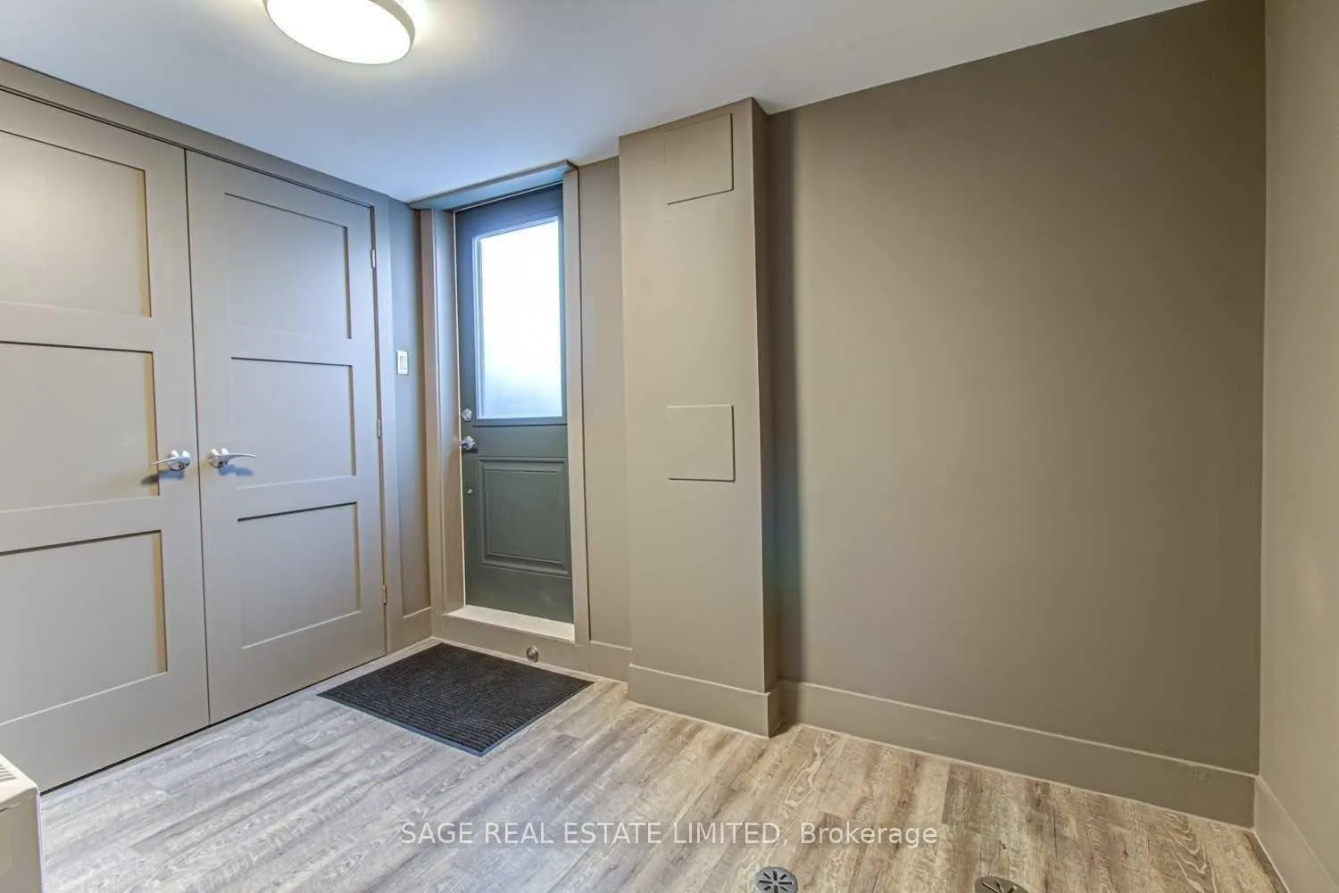 Photo 11 of Unit Lower, 671 Dufferin Street, Toronto, Little Portugal — HOMEH