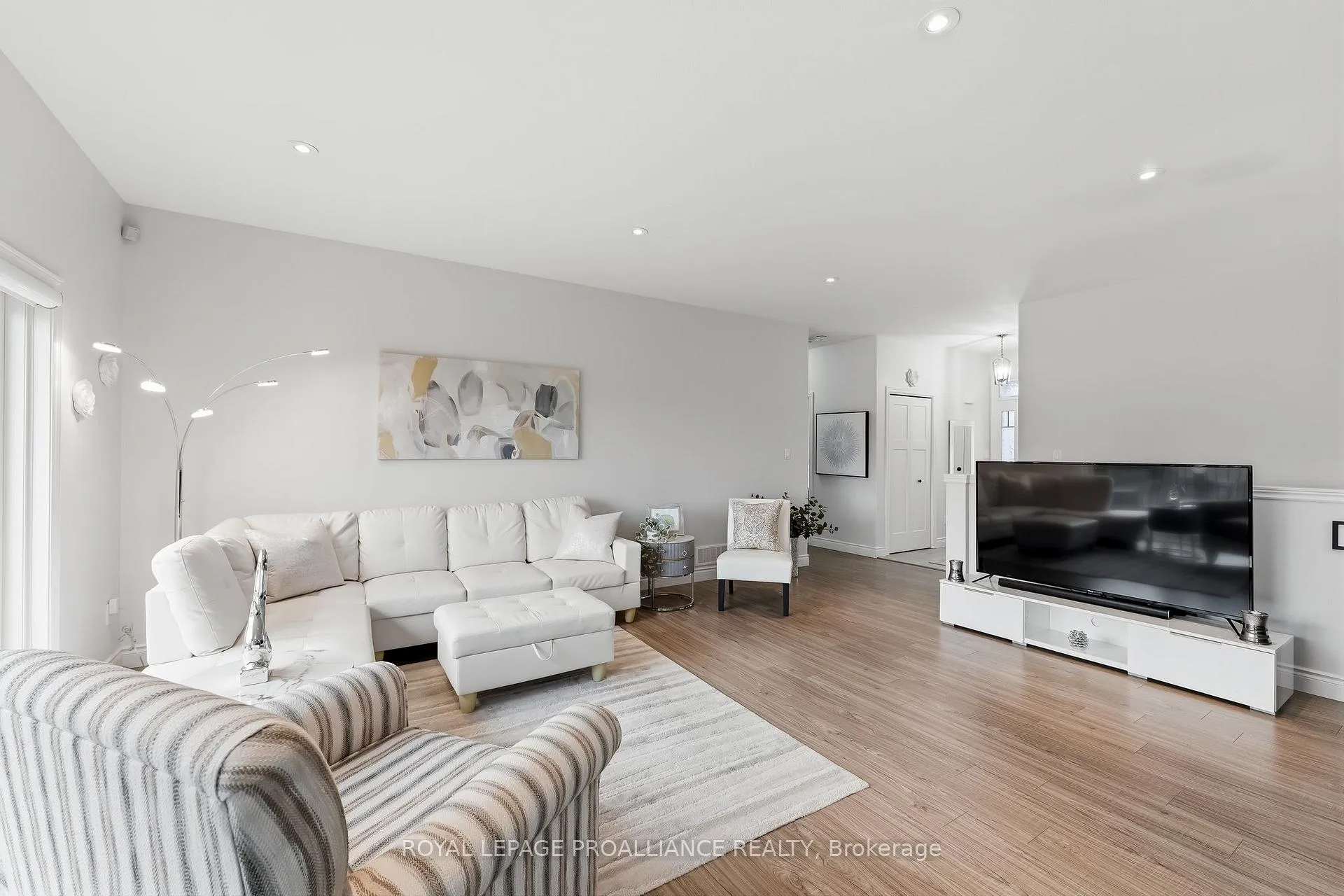 Photo 7 of 305 Raglan Street, Brighton — HOMEH