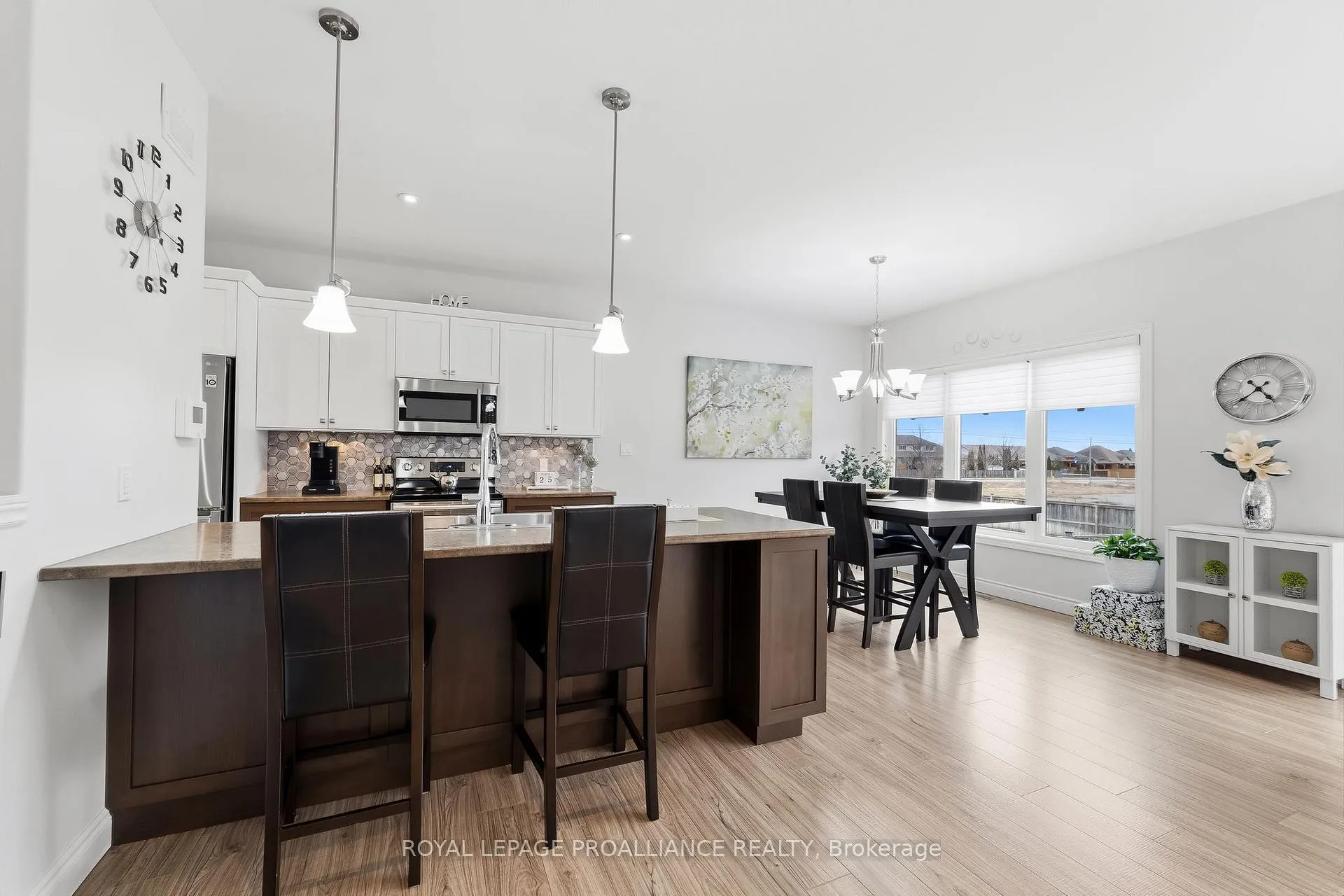 Photo 15 of 305 Raglan Street, Brighton — HOMEH