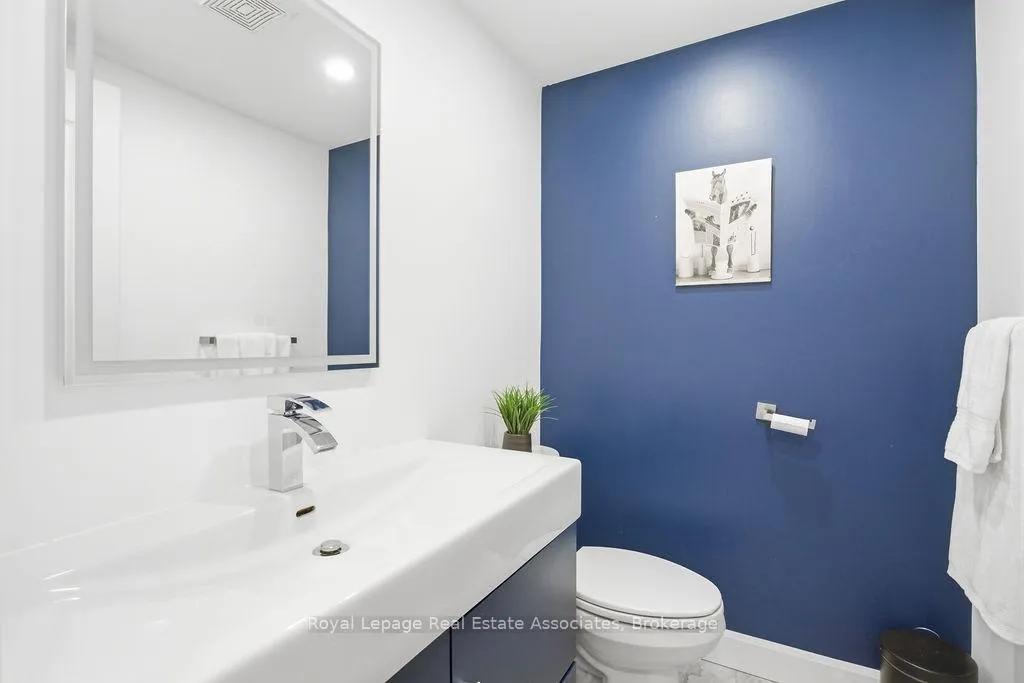 Photo 8 of 2260 Greening Lane, Burlington, Orchard — HOMEH
