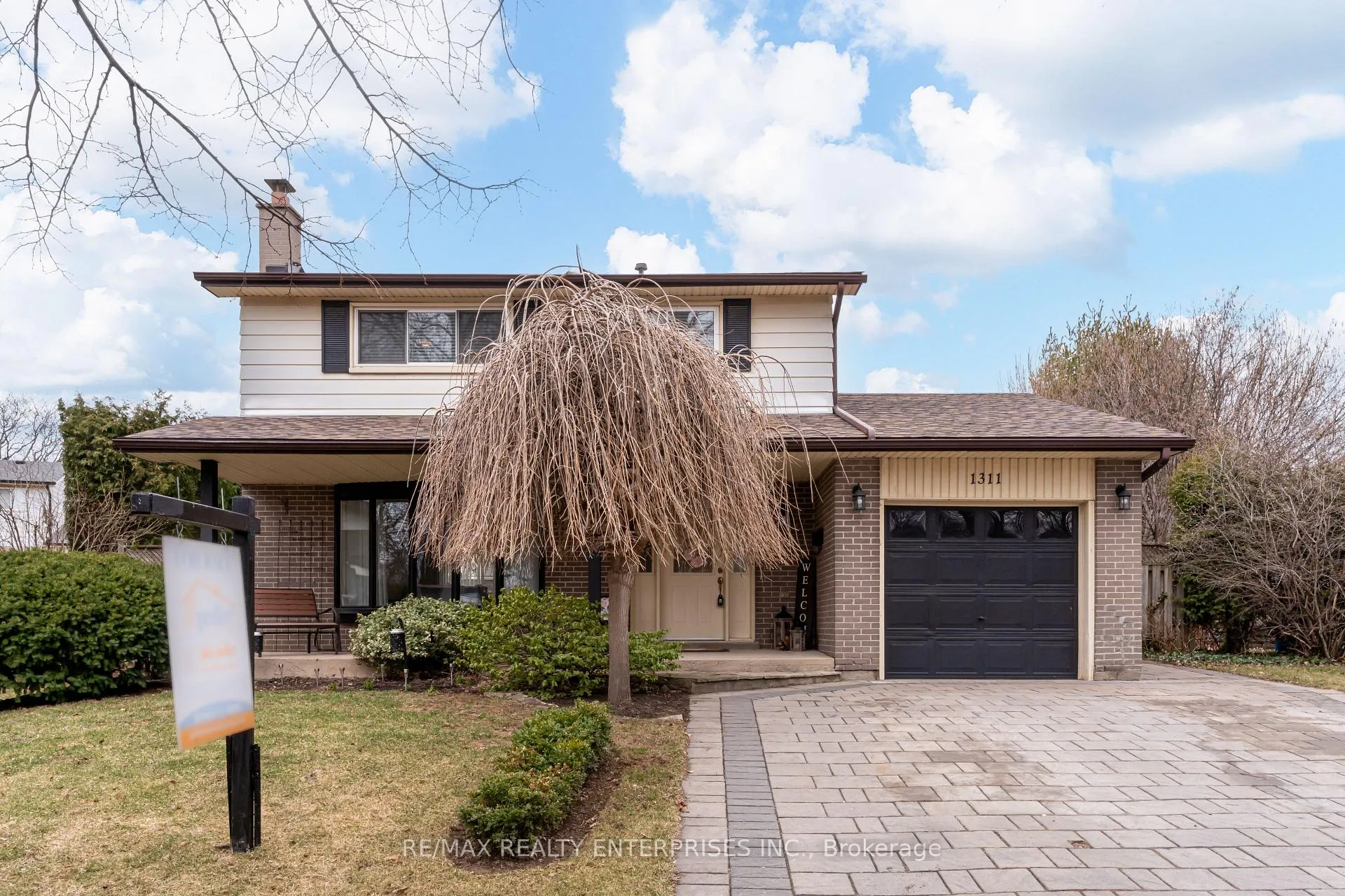 Photo 1 of 1311 Aldridge Crescent, Burlington, Palmer — HOMEH