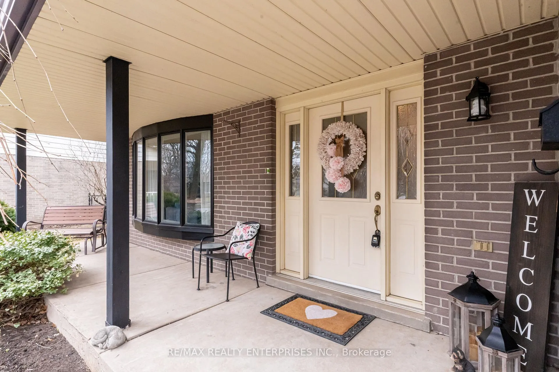 Photo 7 of 1311 Aldridge Crescent, Burlington, Palmer — HOMEH