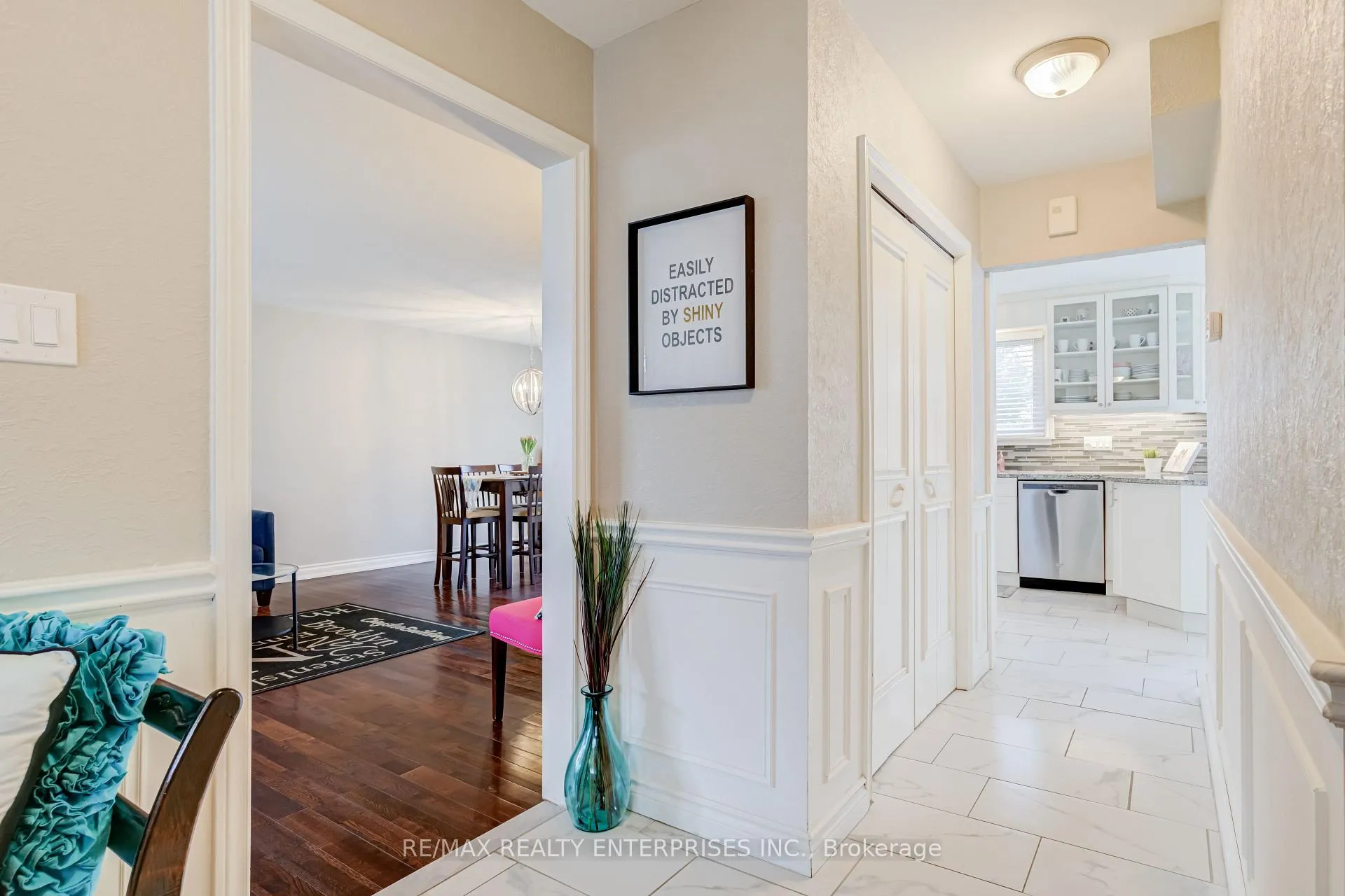 Photo 9 of 1311 Aldridge Crescent, Burlington, Palmer — HOMEH