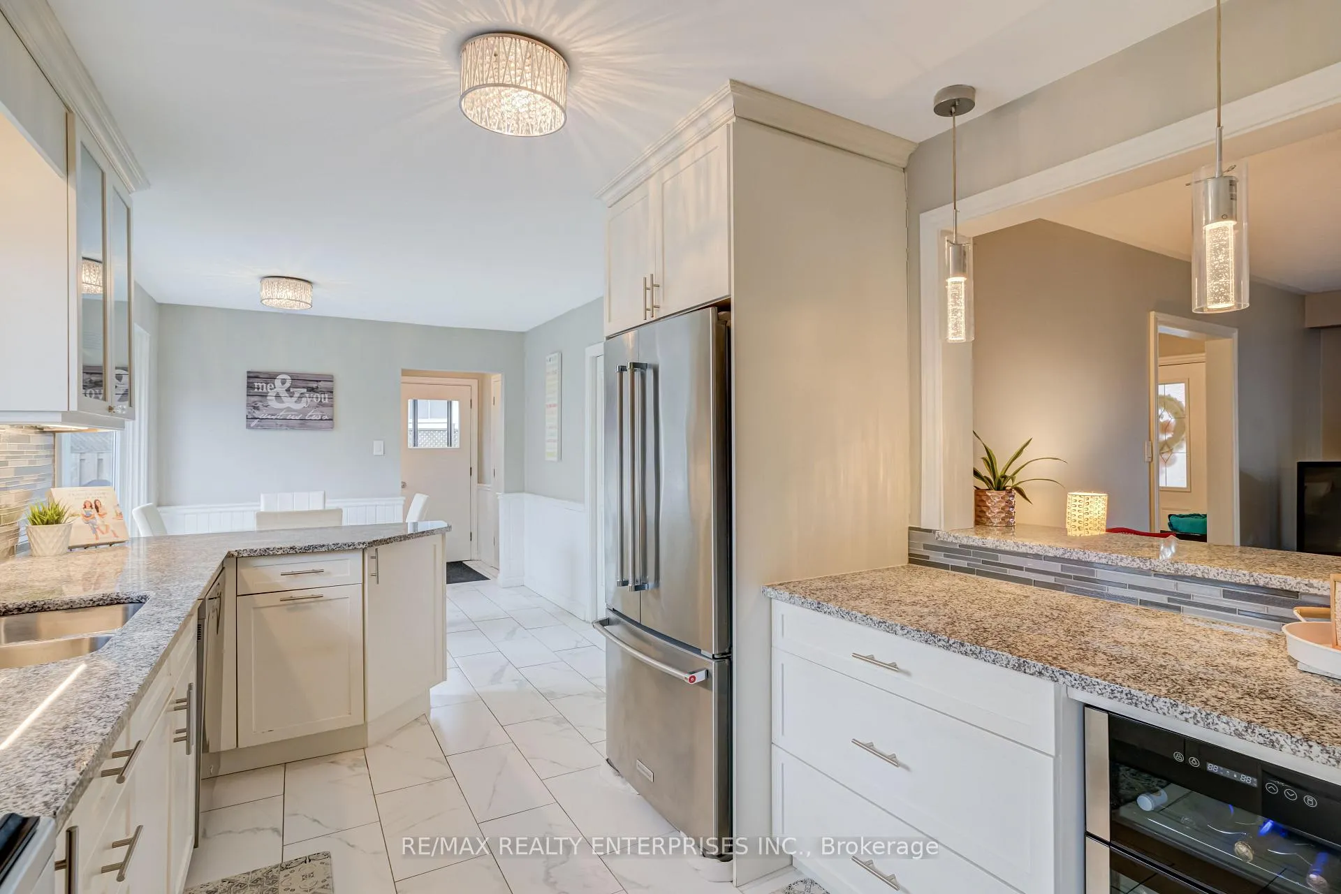 Photo 16 of 1311 Aldridge Crescent, Burlington, Palmer — HOMEH