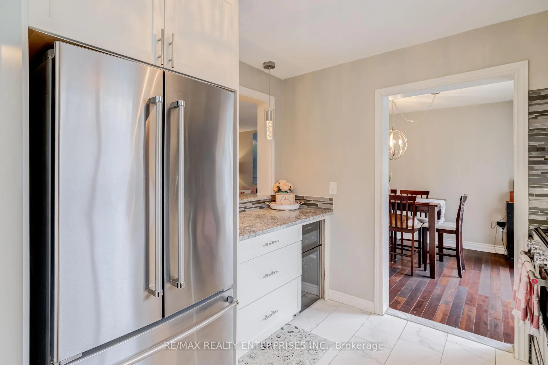 Photo 19 of 1311 Aldridge Crescent, Burlington, Palmer — HOMEH