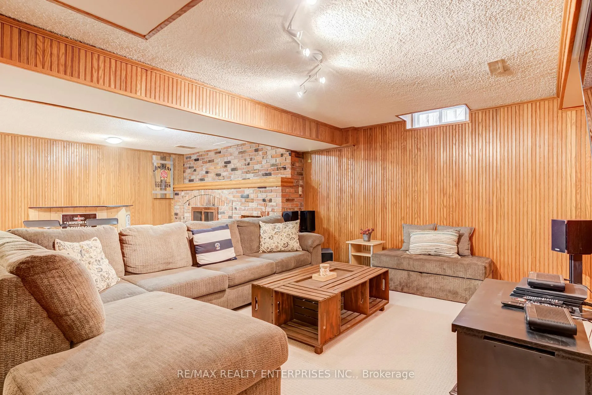 Photo 40 of 1311 Aldridge Crescent, Burlington, Palmer — HOMEH