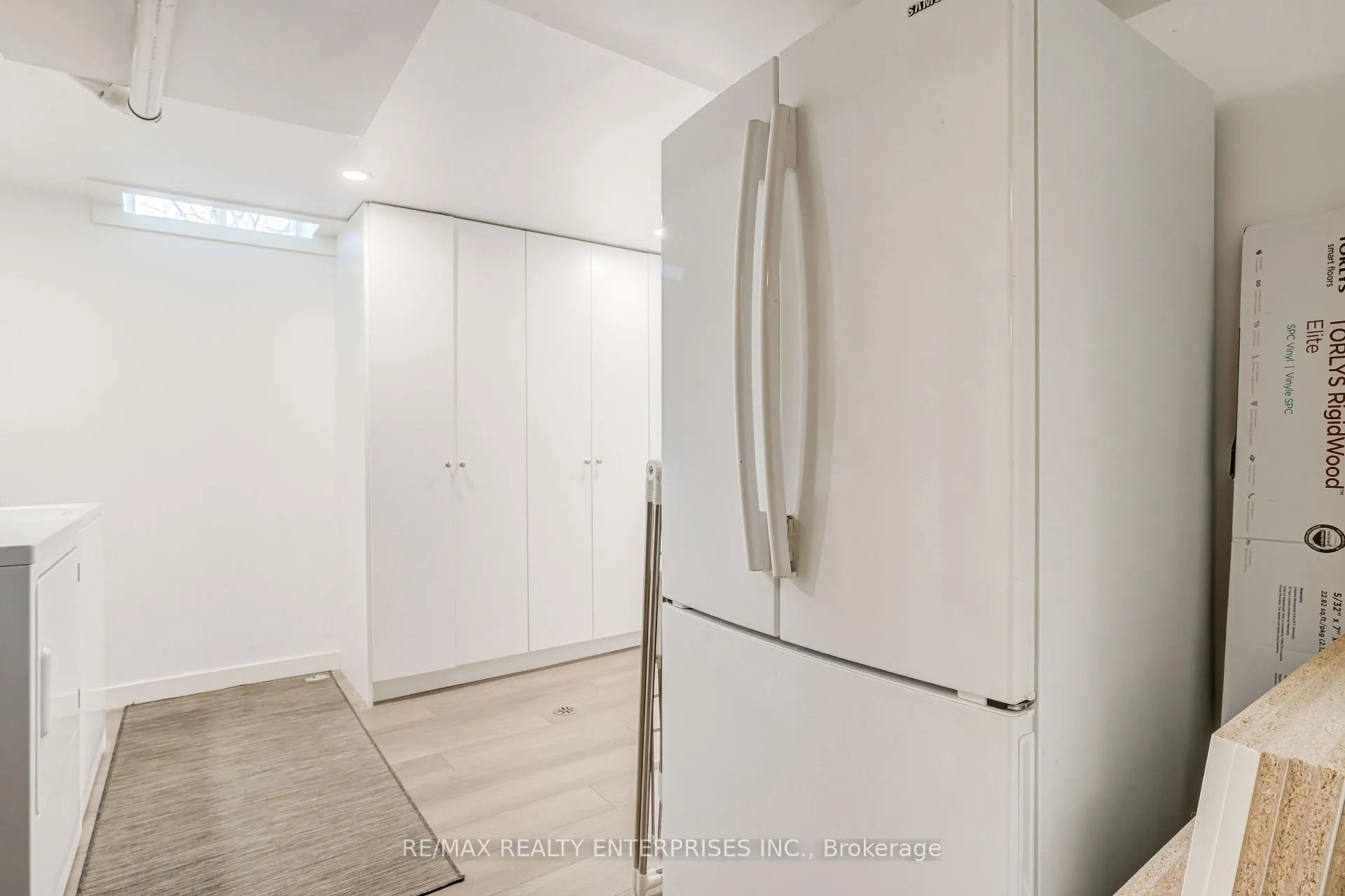 Photo 42 of 1311 Aldridge Crescent, Burlington, Palmer — HOMEH