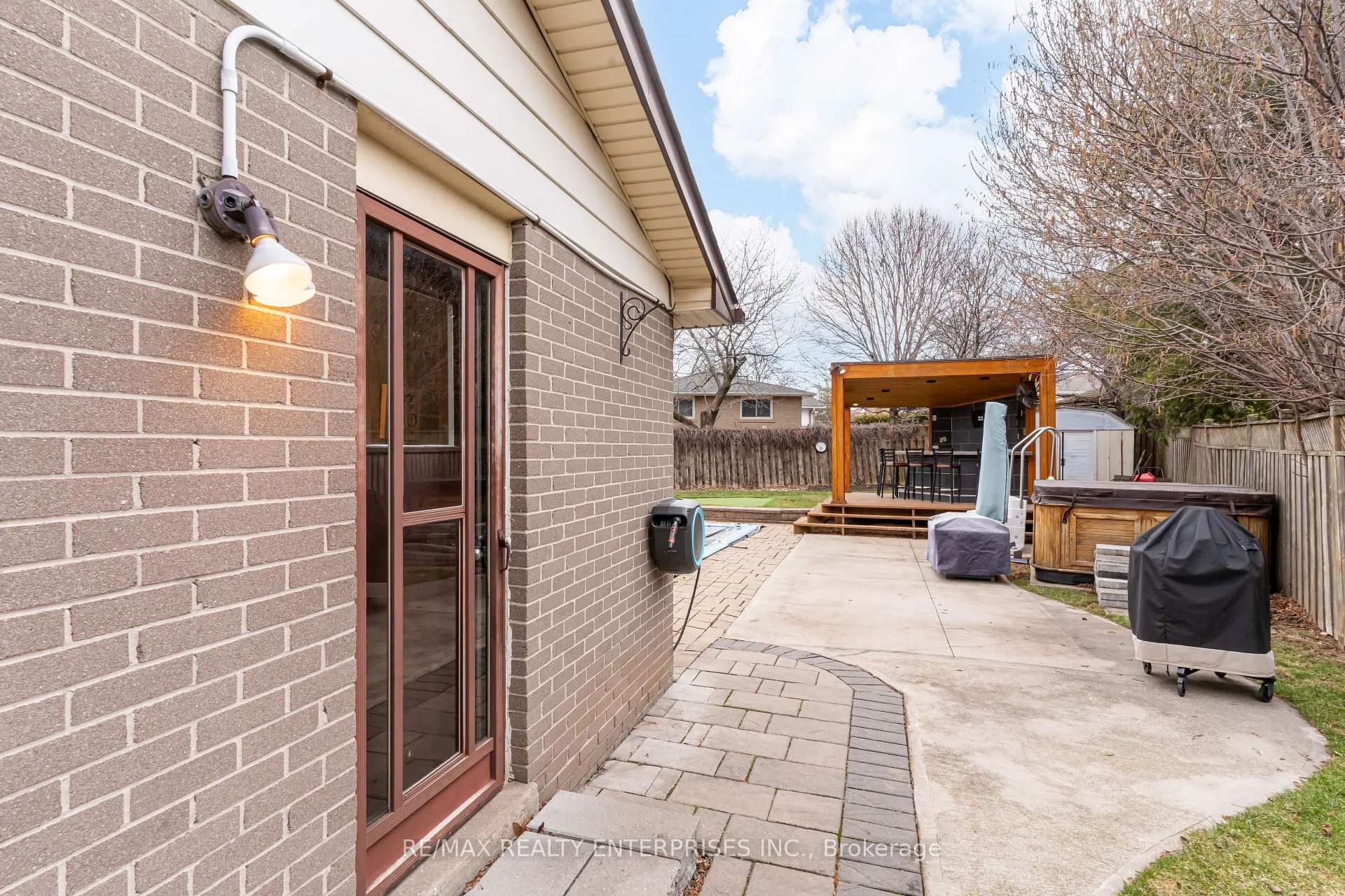 Photo 48 of 1311 Aldridge Crescent, Burlington, Palmer — HOMEH