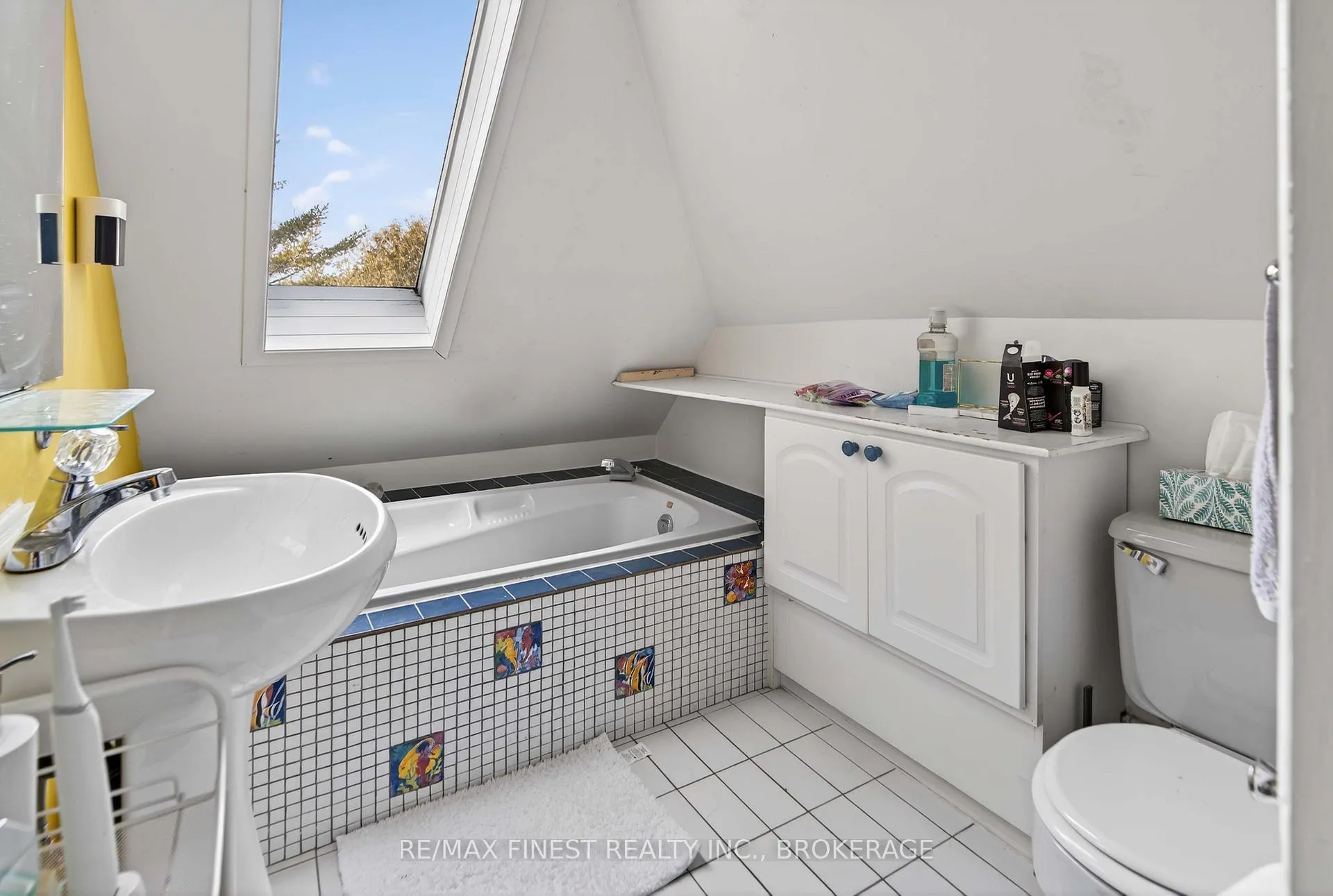 Photo 21 of 212 Albert Street, Kingston, Central City East — HOMEH