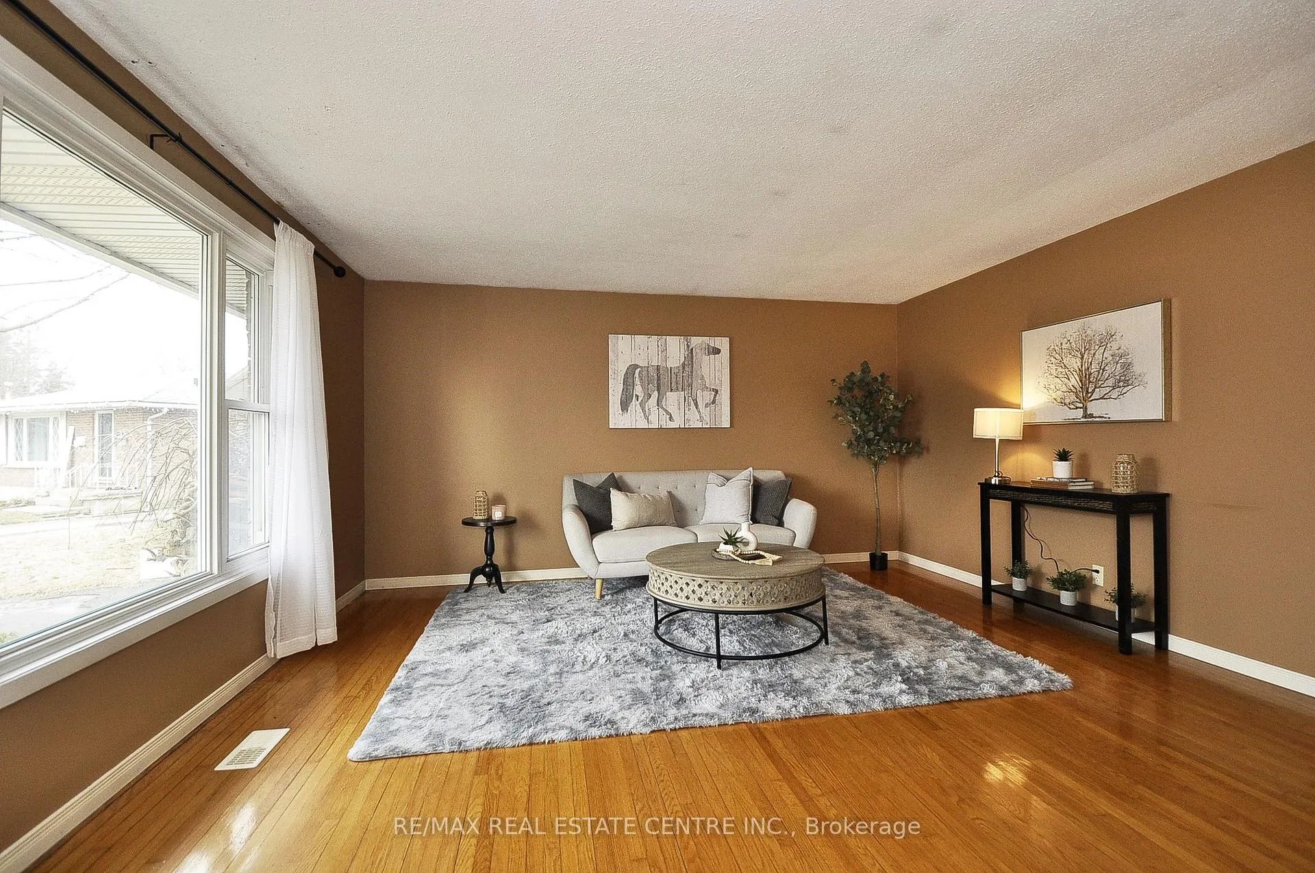 Photo 4 of 213 Park Avenue, Cambridge — HOMEH