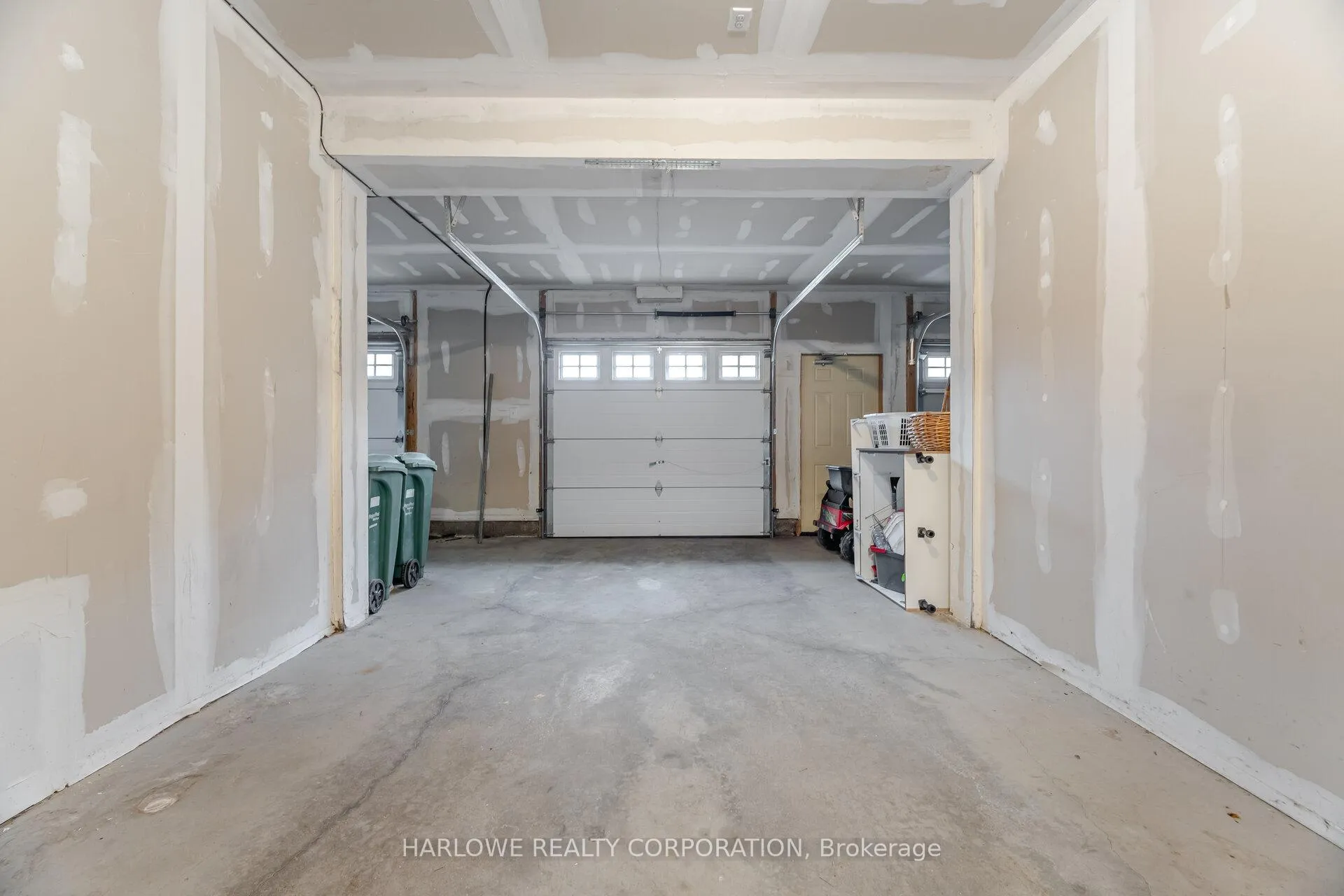 Photo 19 of Unit 11, 60 Fairwood Circle, Brampton, Sandringham-Wellington — HOMEH