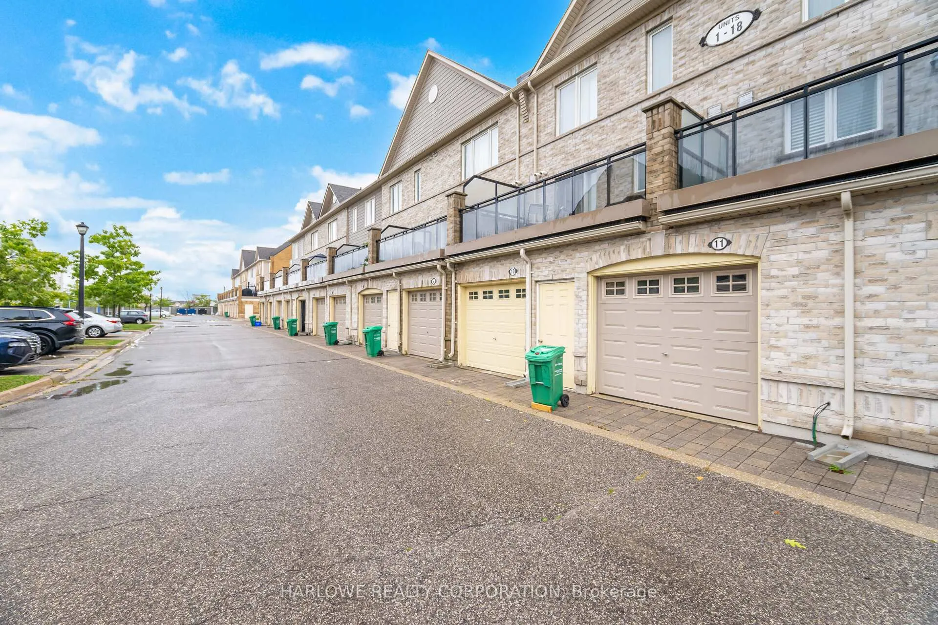 Photo 22 of Unit 11, 60 Fairwood Circle, Brampton, Sandringham-Wellington — HOMEH
