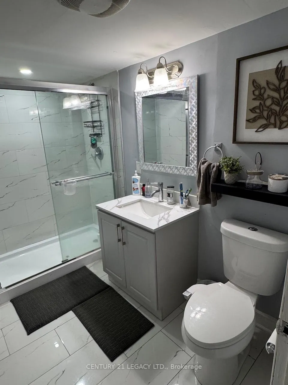 Photo 6 of Unit Unit B, 398 Albion Road, Etobicoke, Elms-Old Rexdale — HOMEH