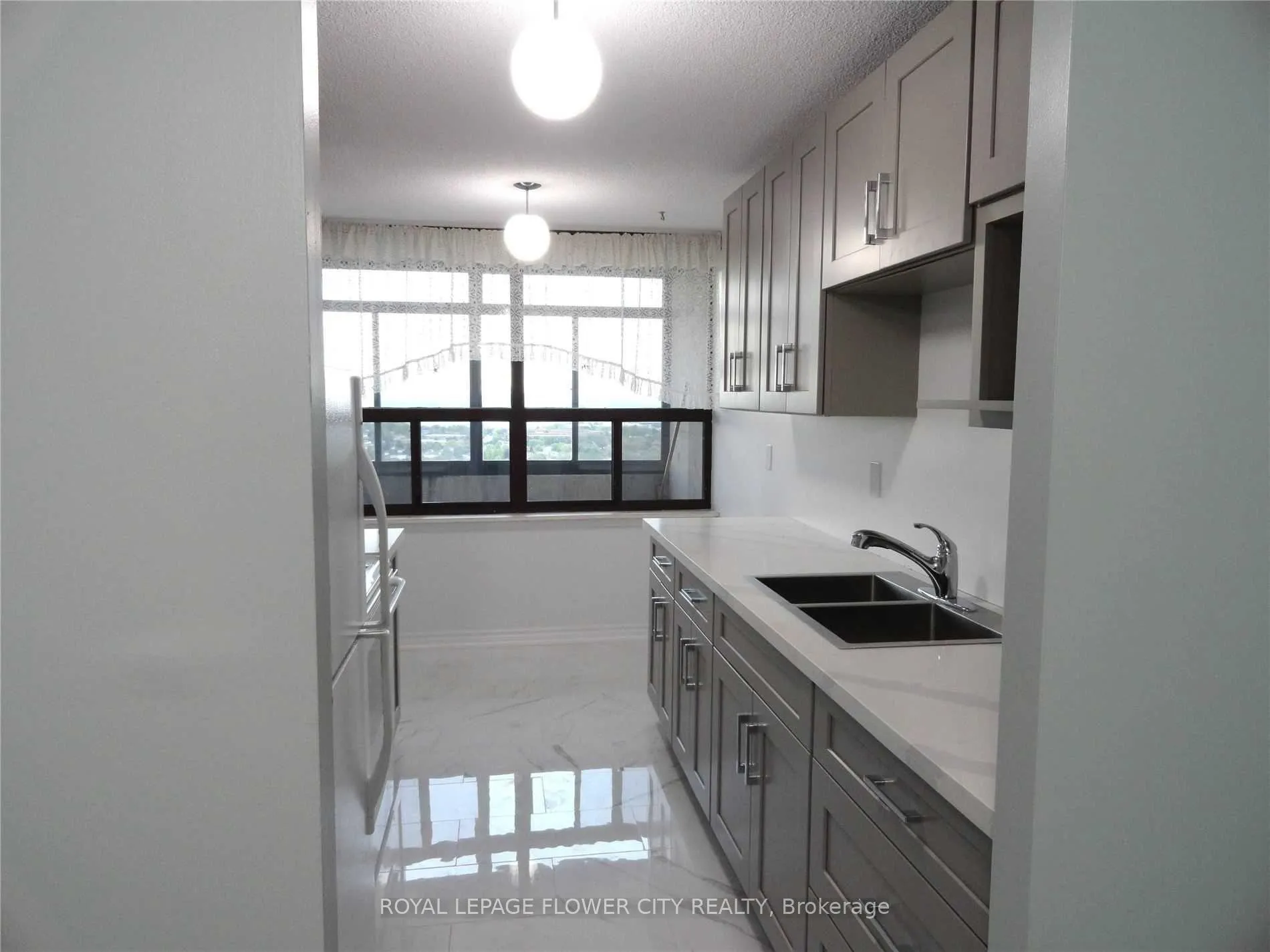Photo 9 of Unit 2409, 18 Knightsbridge Road, Brampton, Queen Street Corridor — HOMEH