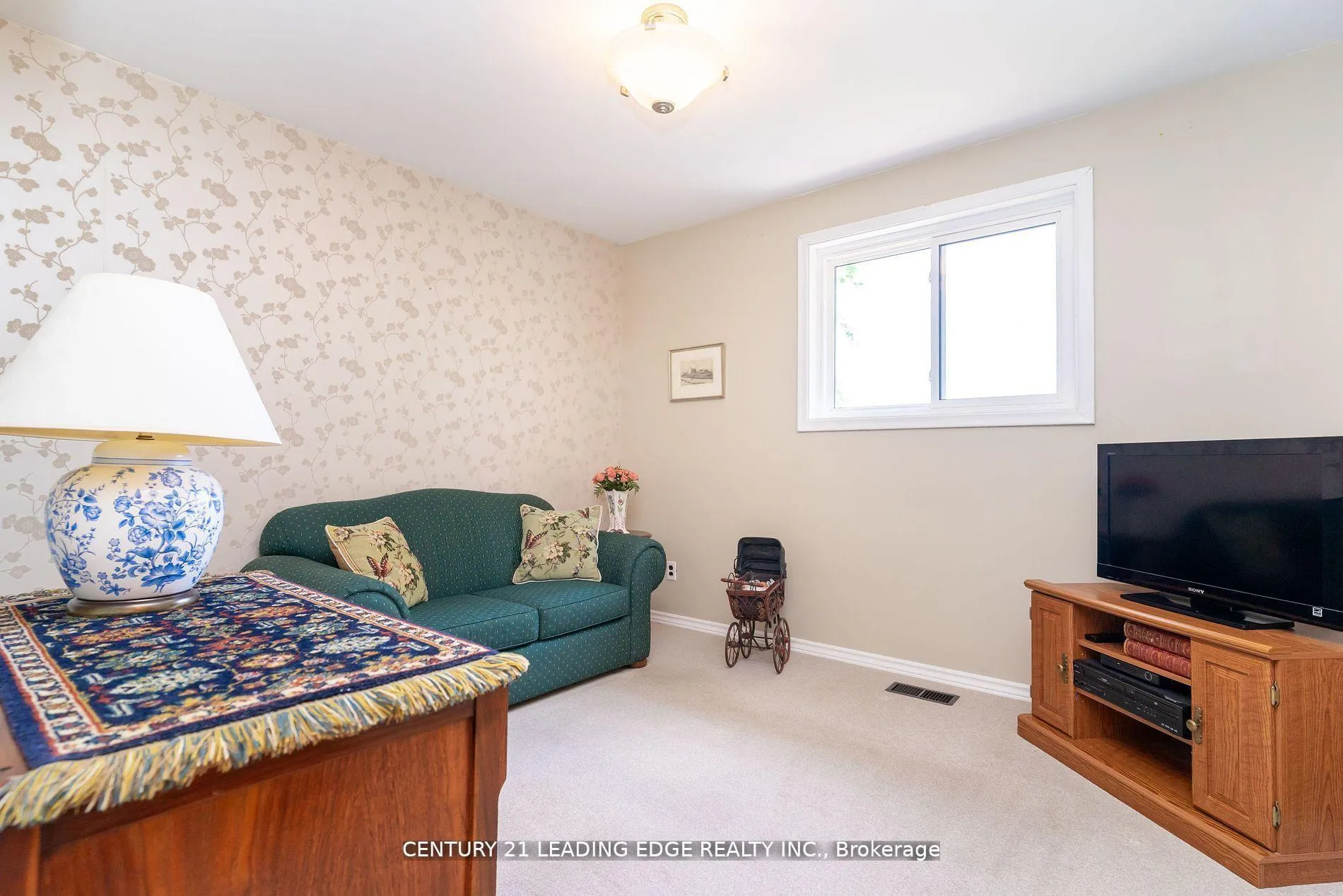 Photo 22 of 529 Carman Court, Oshawa, Donevan — HOMEH