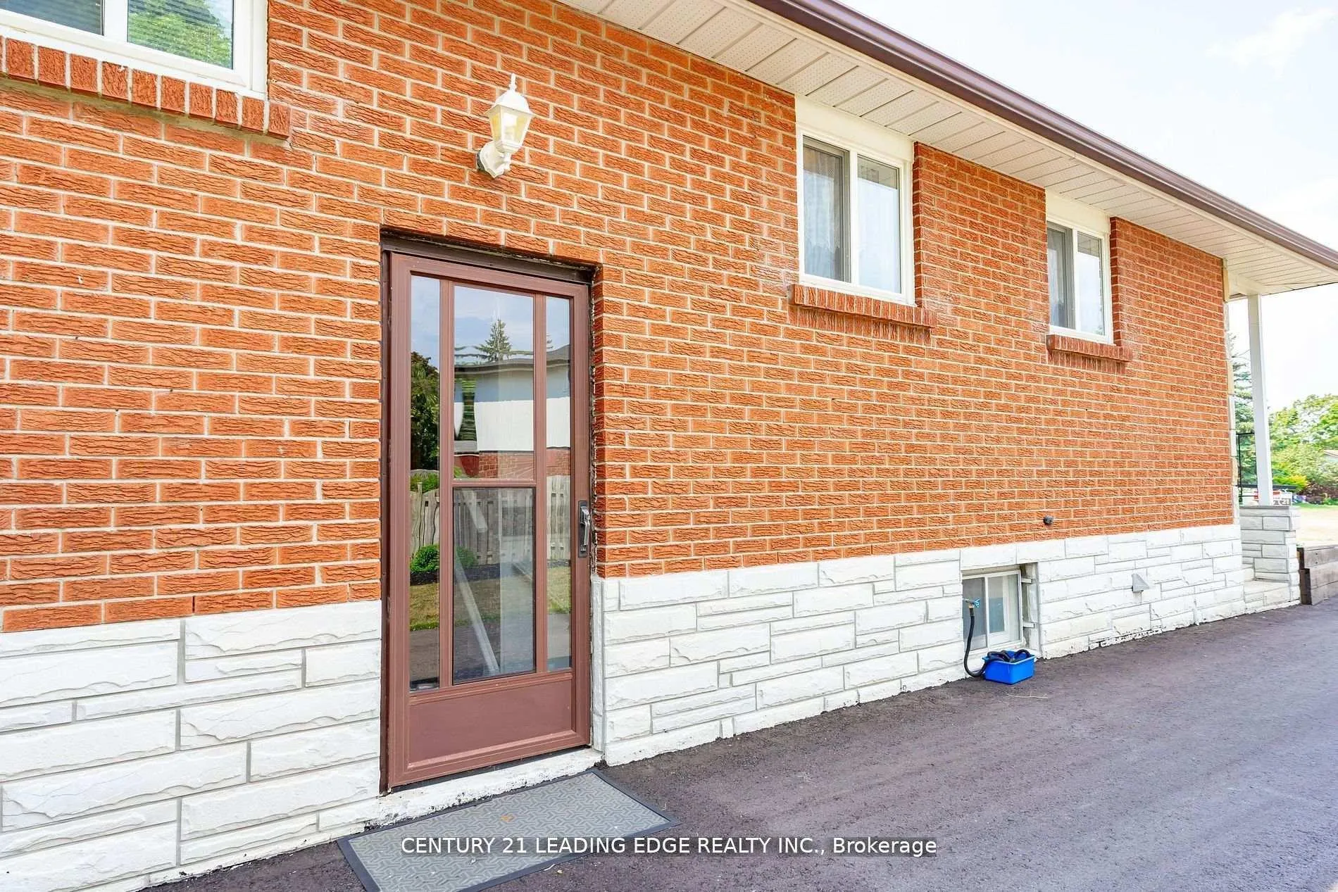 Photo 34 of 529 Carman Court, Oshawa, Donevan — HOMEH