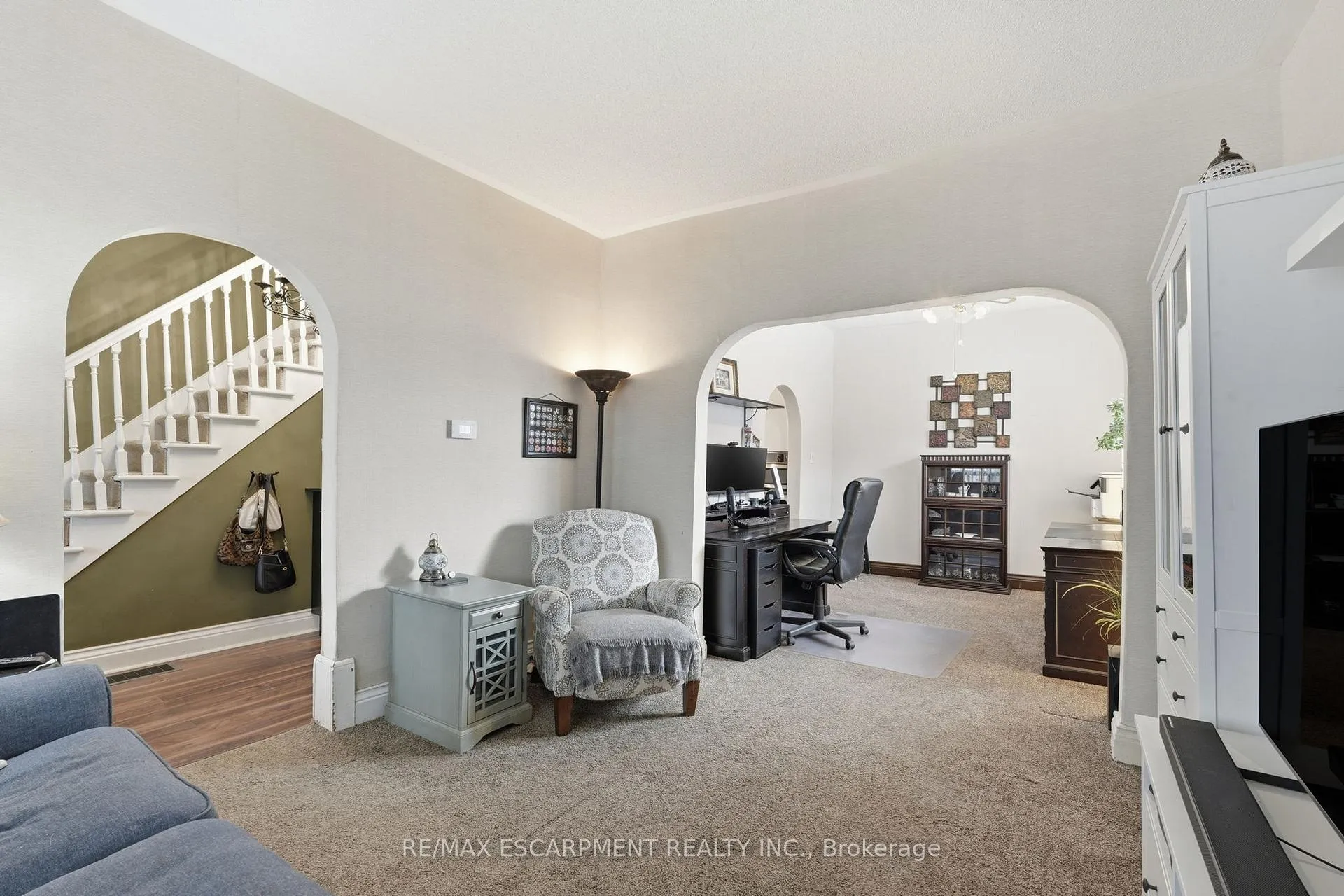Photo 3 of 95 East 35th Street, Hamilton, Raleigh — HOMEH