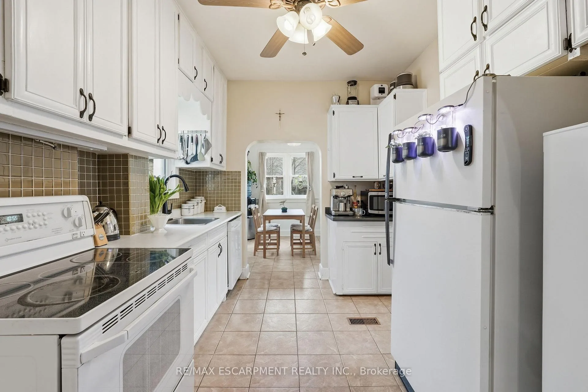 Photo 4 of 95 East 35th Street, Hamilton, Raleigh — HOMEH