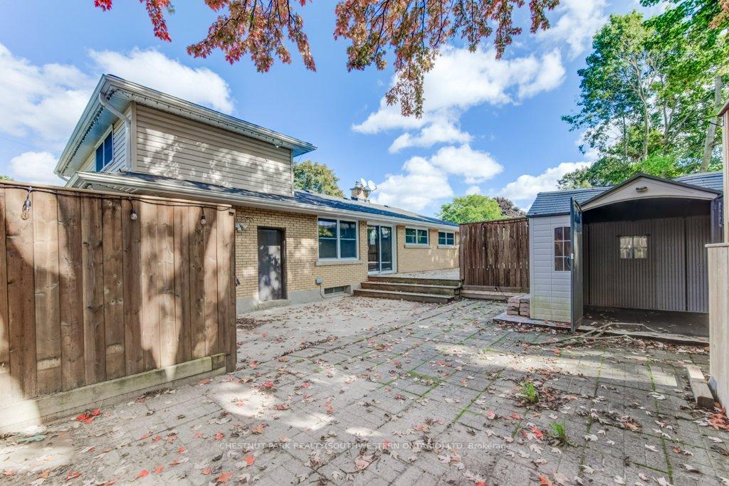 Photo 31 of 35 Vista Crescent, Kitchener — HOMEH